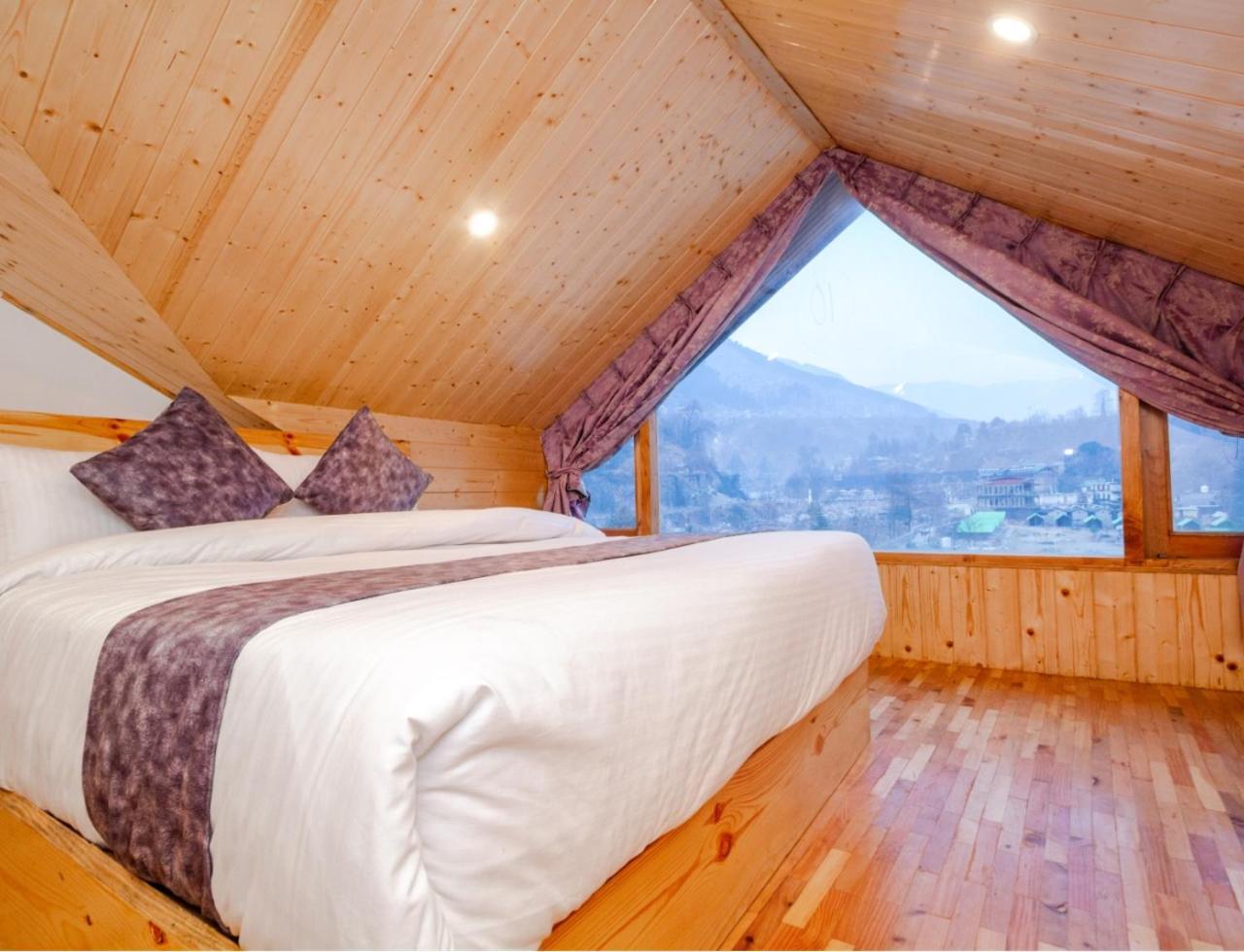 Hotel O Tp 3*