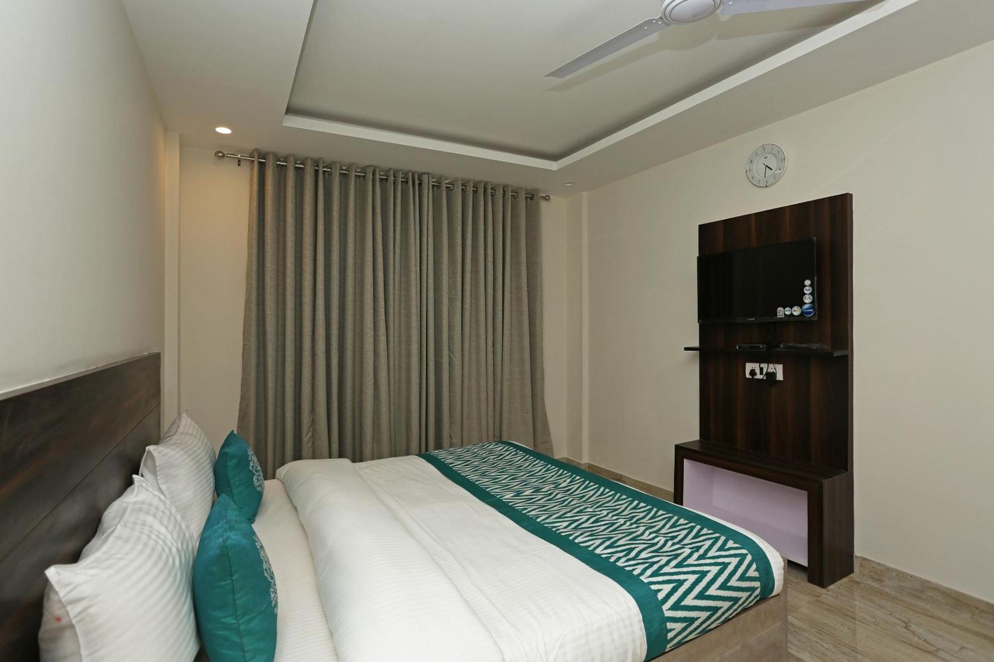 Hotel O Lakshya 3*