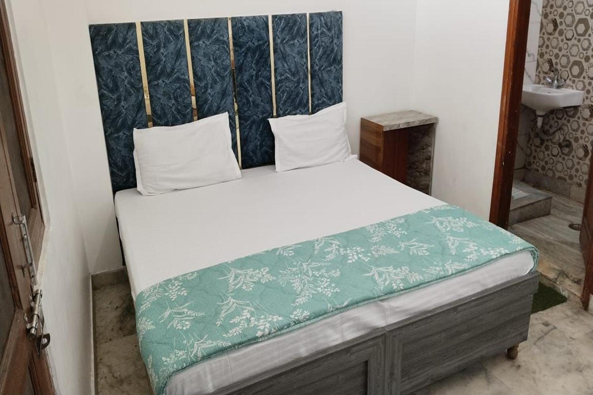 The Fazar Residency Near Hazrat Nizamuddin Dargah Hotel New Delhi