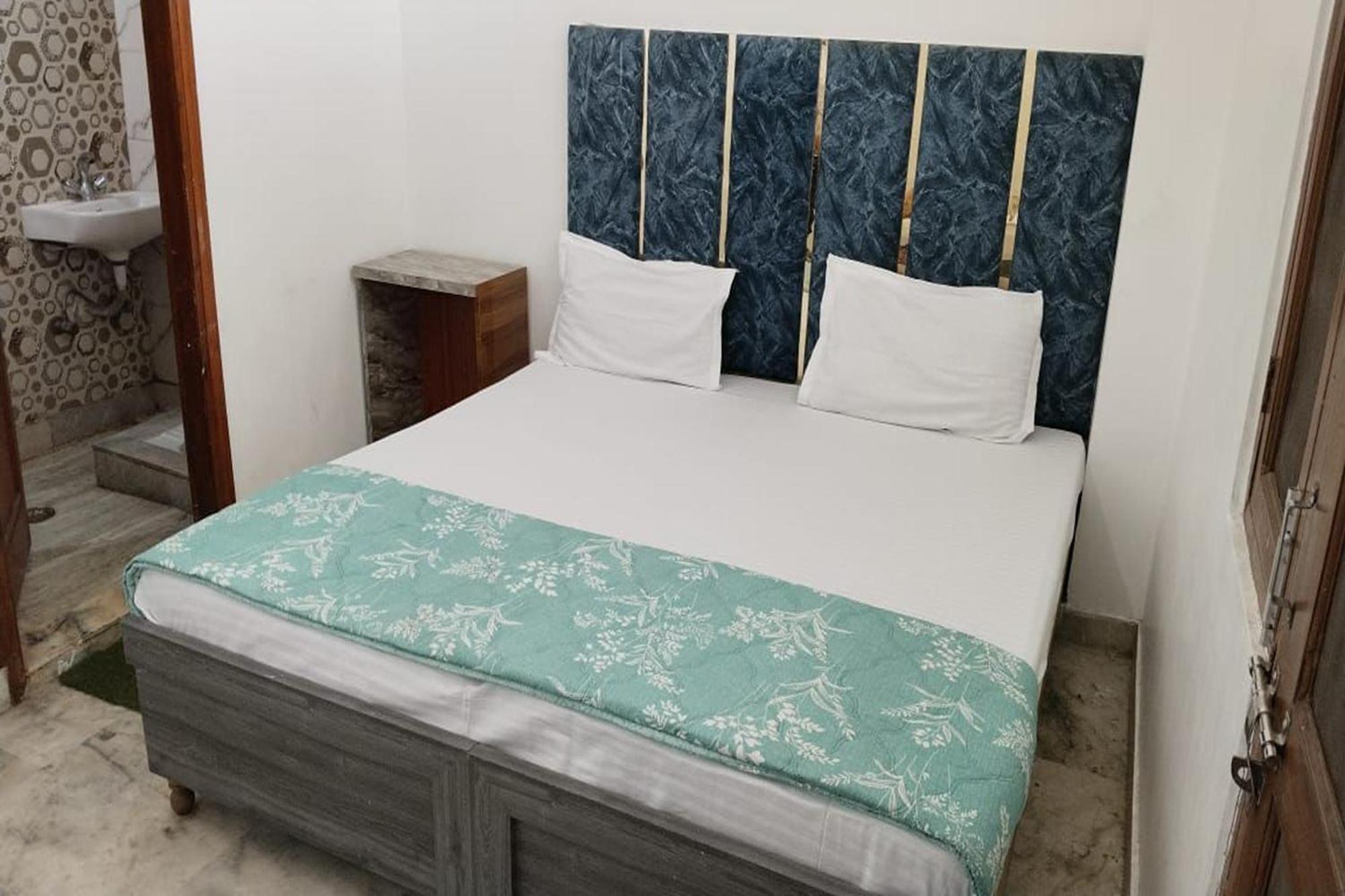The Fazar Residency Near Hazrat Nizamuddin Dargah Hotel 4*