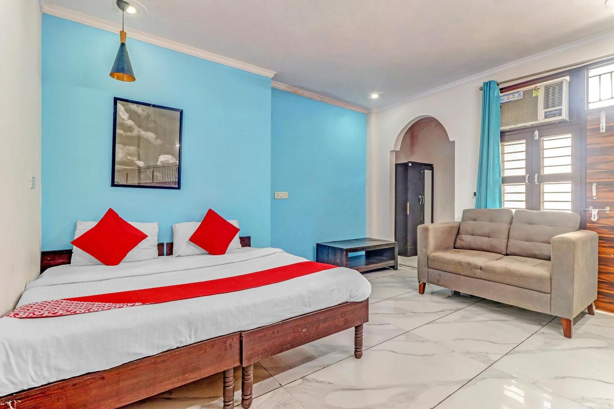 Hotel O Cozy 4*
