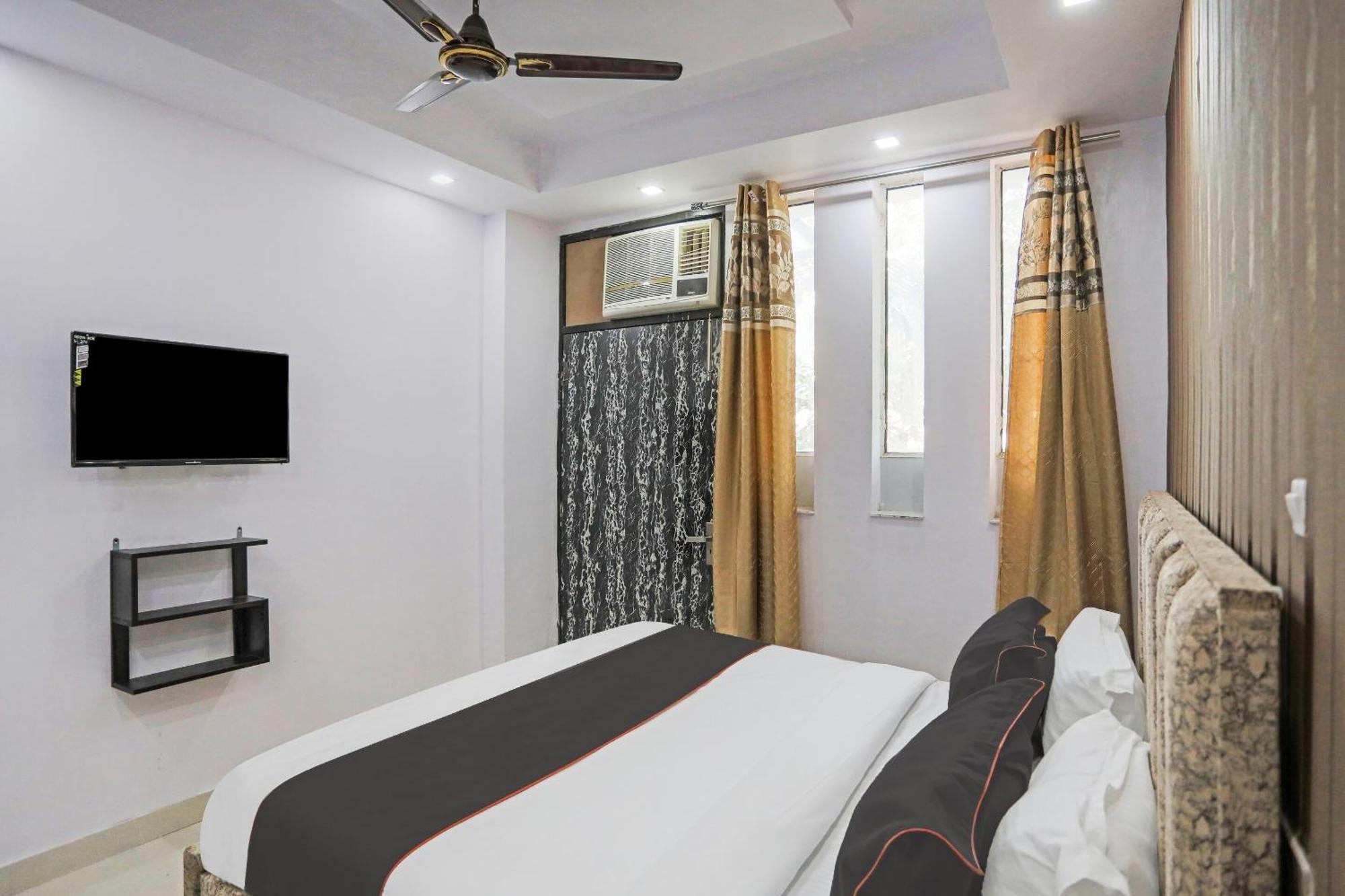 O Du Near Pul Bangash Metro Station New Delhi