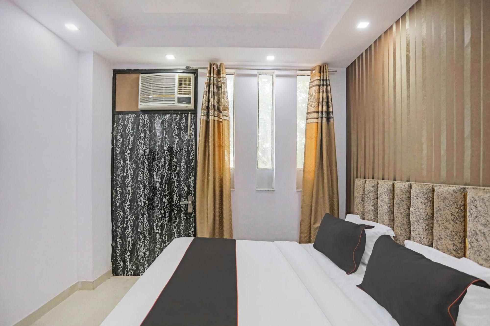 Hotel O Du Near Pul Bangash Metro Station 3*