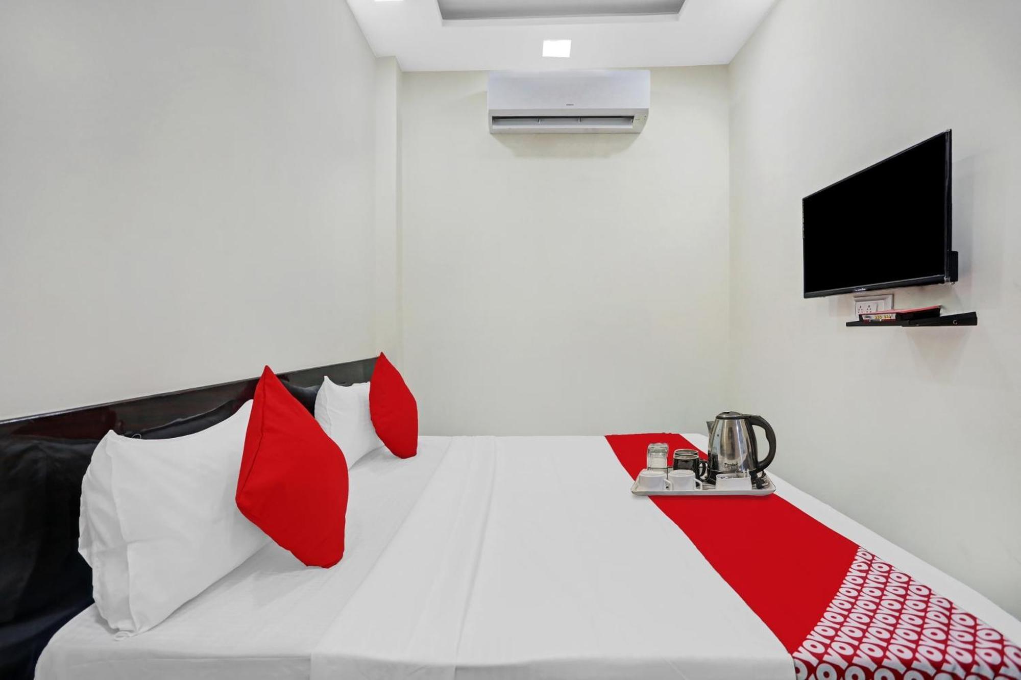 Hotel O Mayur 3*