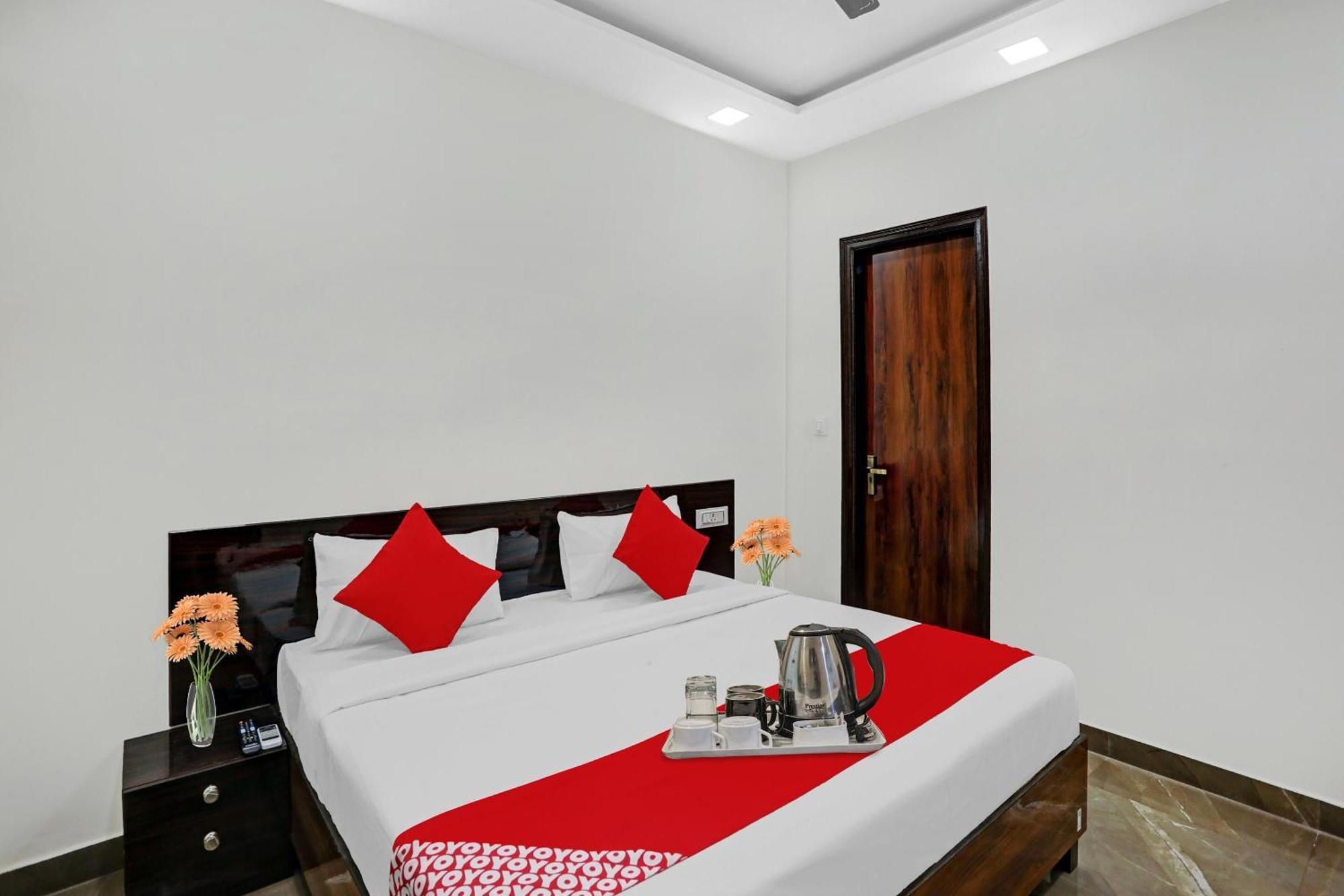 Hotel O Mayur