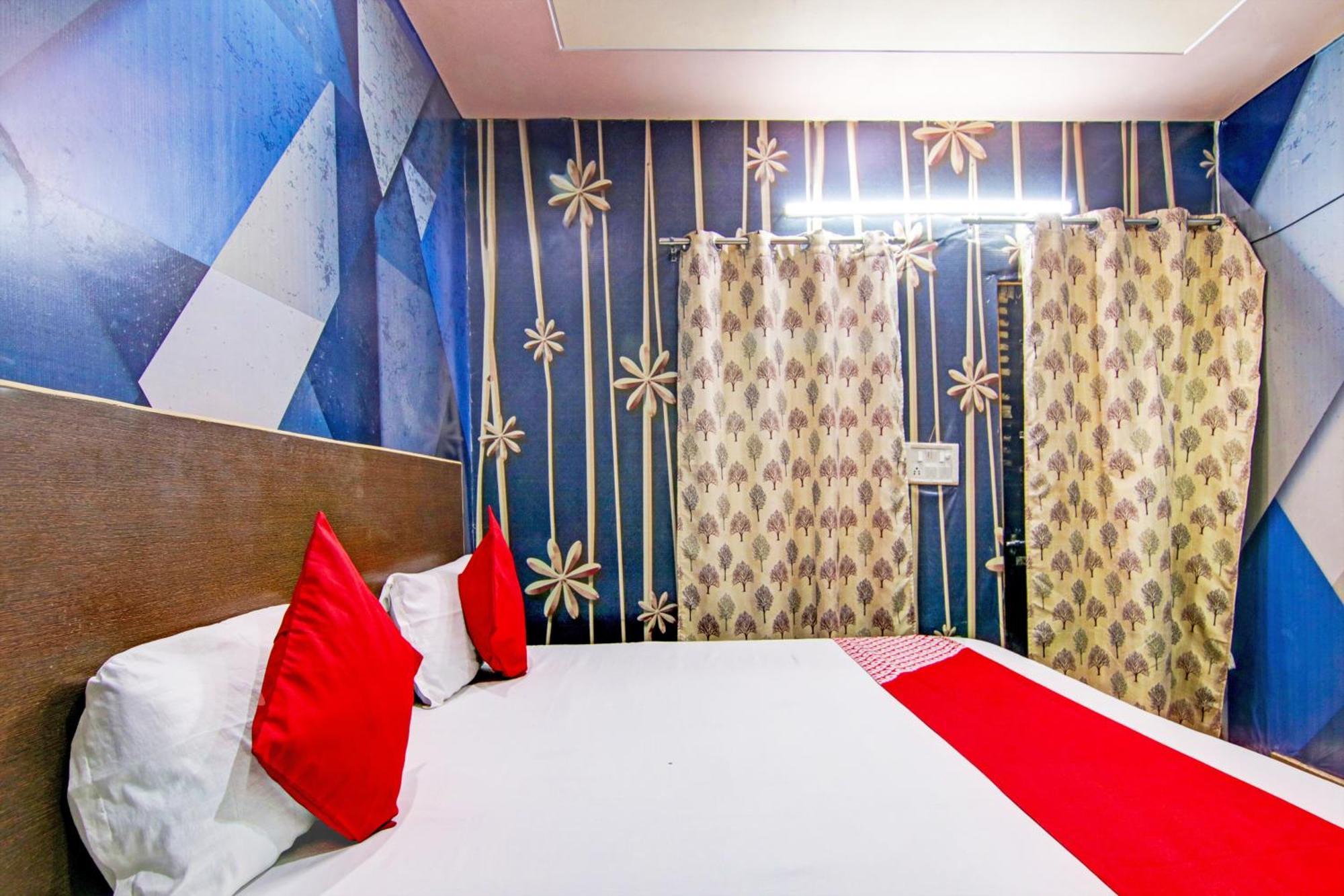 O Viraj Hotel
