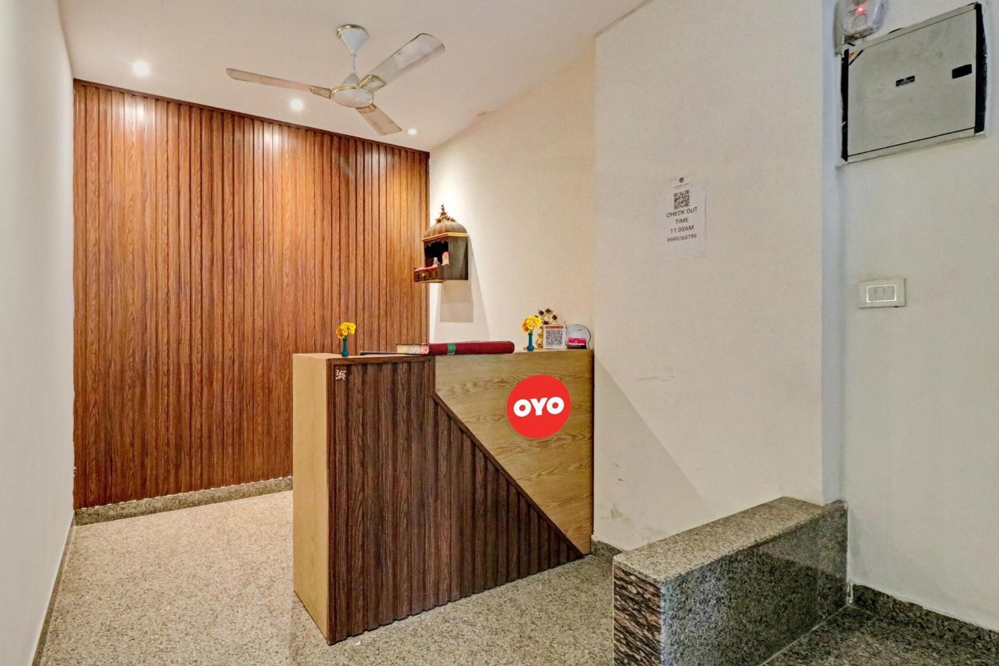 Hotel O South Galaxy Near Lotus Temple 3*