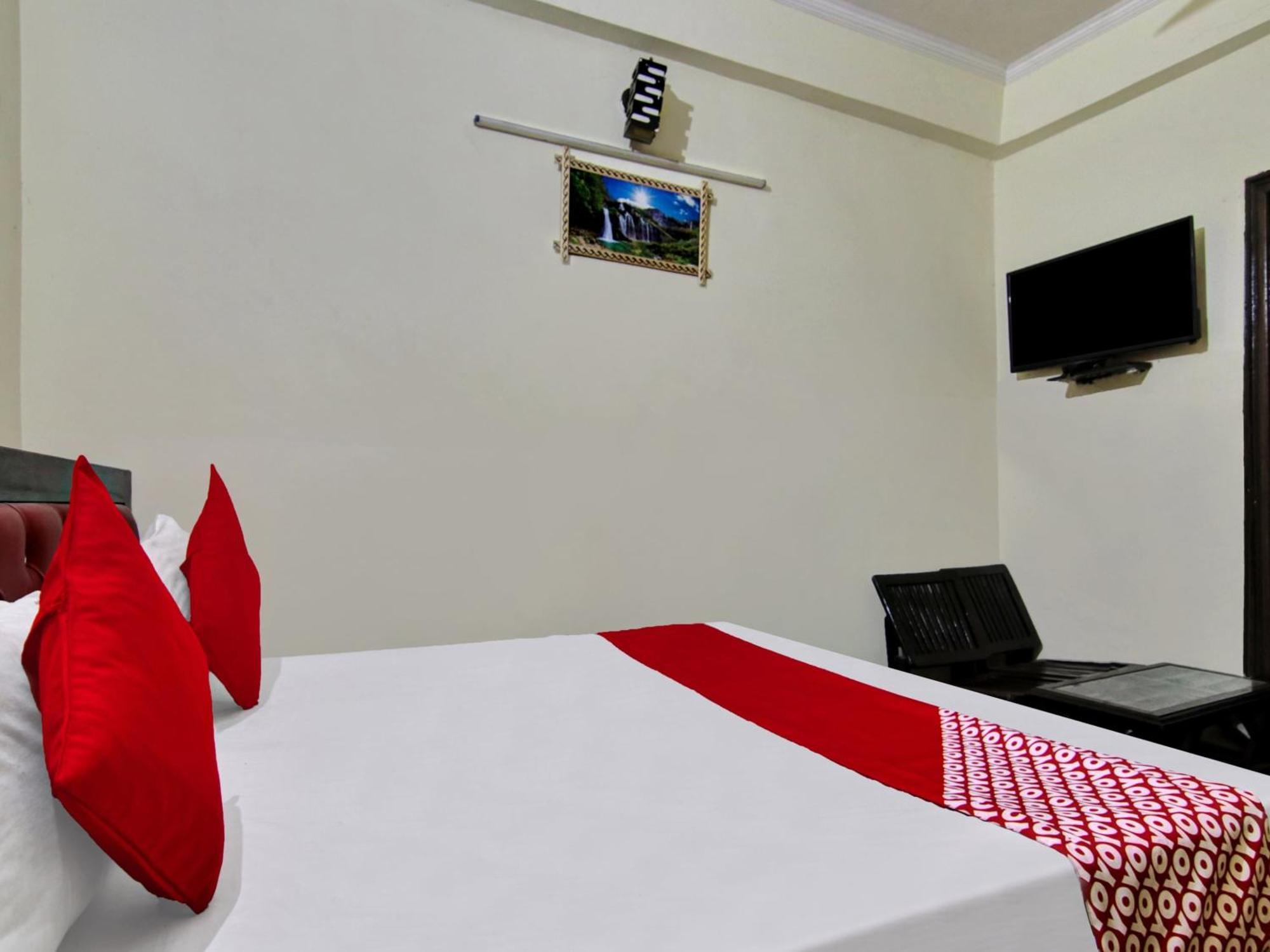 Hotel O Darshan Palace