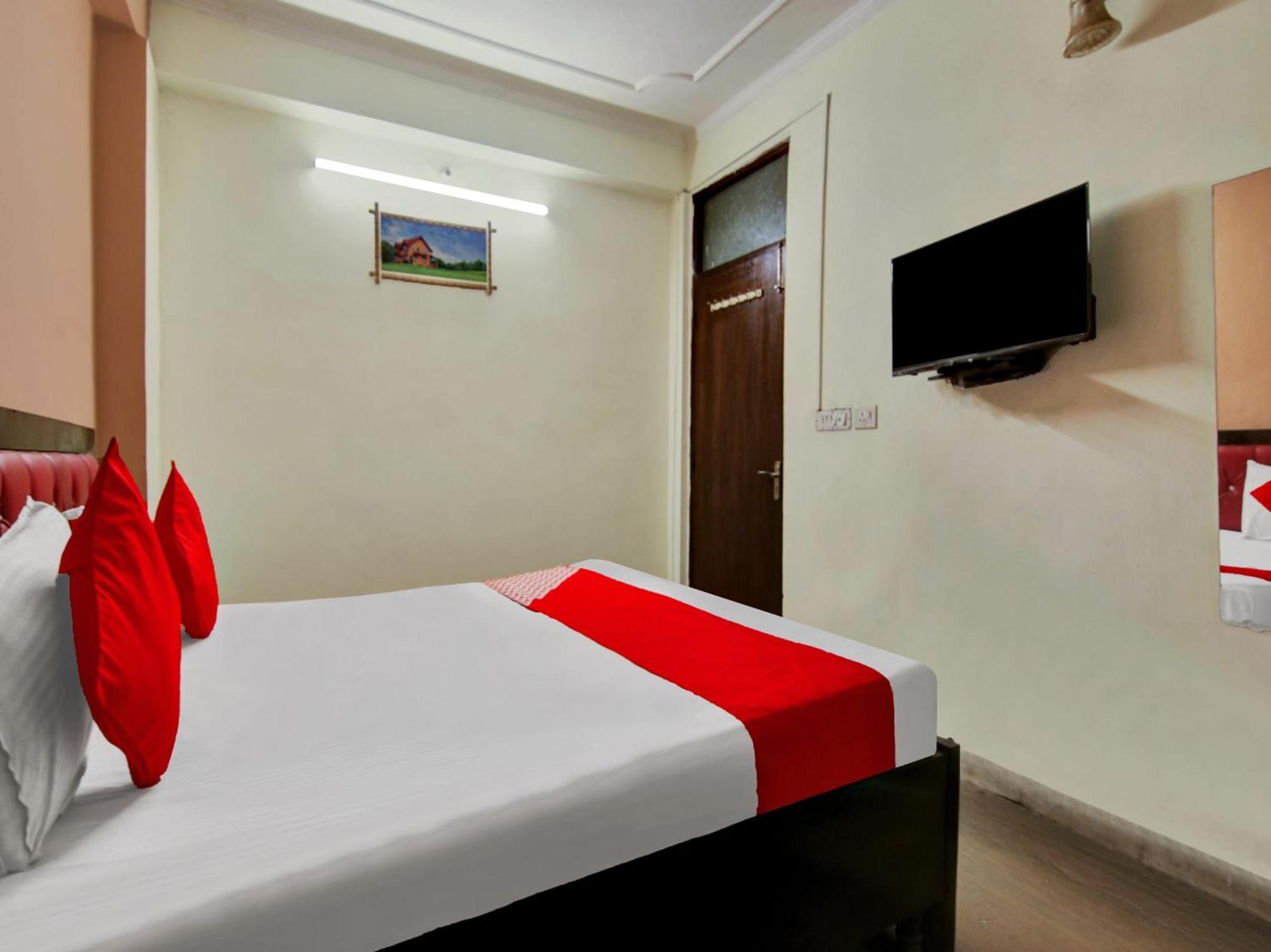 O Darshan Palace Hotel *