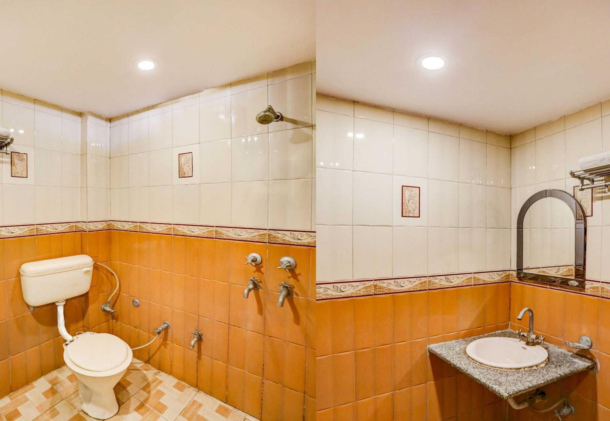 Hotel Live On Del1739 3*