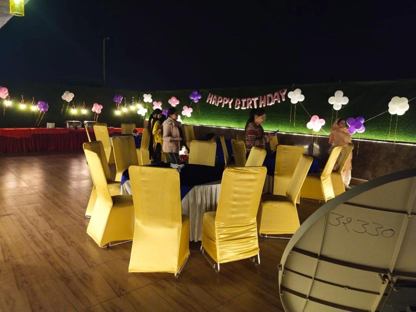 Divine Residency By Jmd Group Near Yashobhoomi & Delhi Igi Airport New Delhi