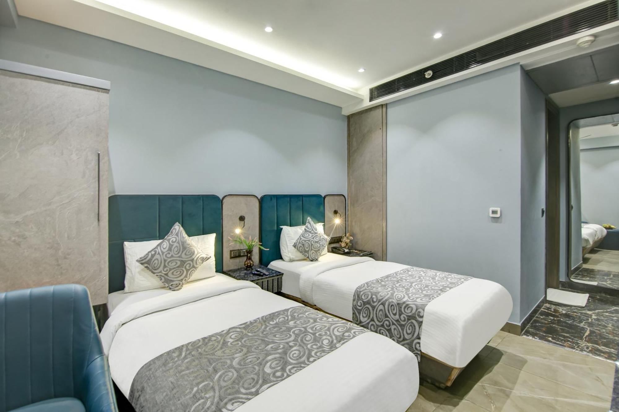 Uptown - 1km From Connaught Place New Delhi