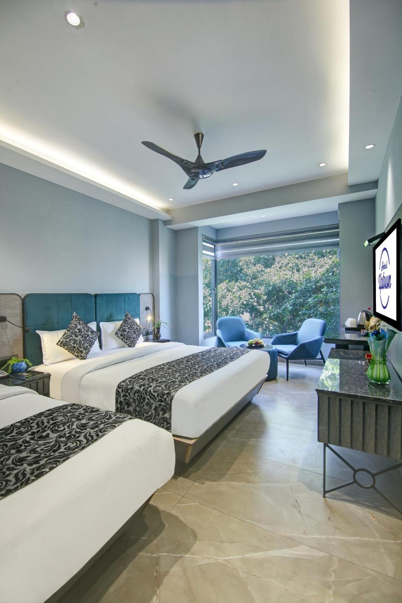Uptown - 1km From Connaught Place 4* New Delhi