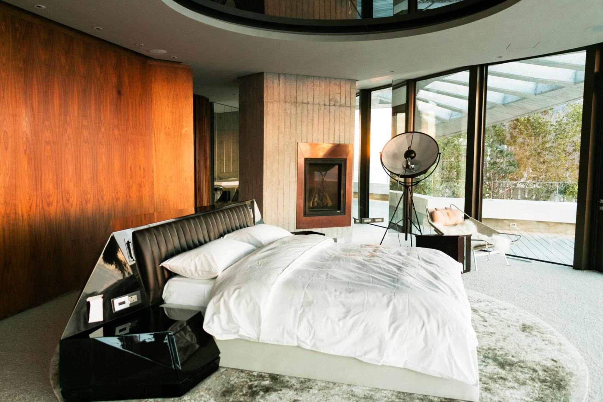 Bellwood Near Airport New Delhi