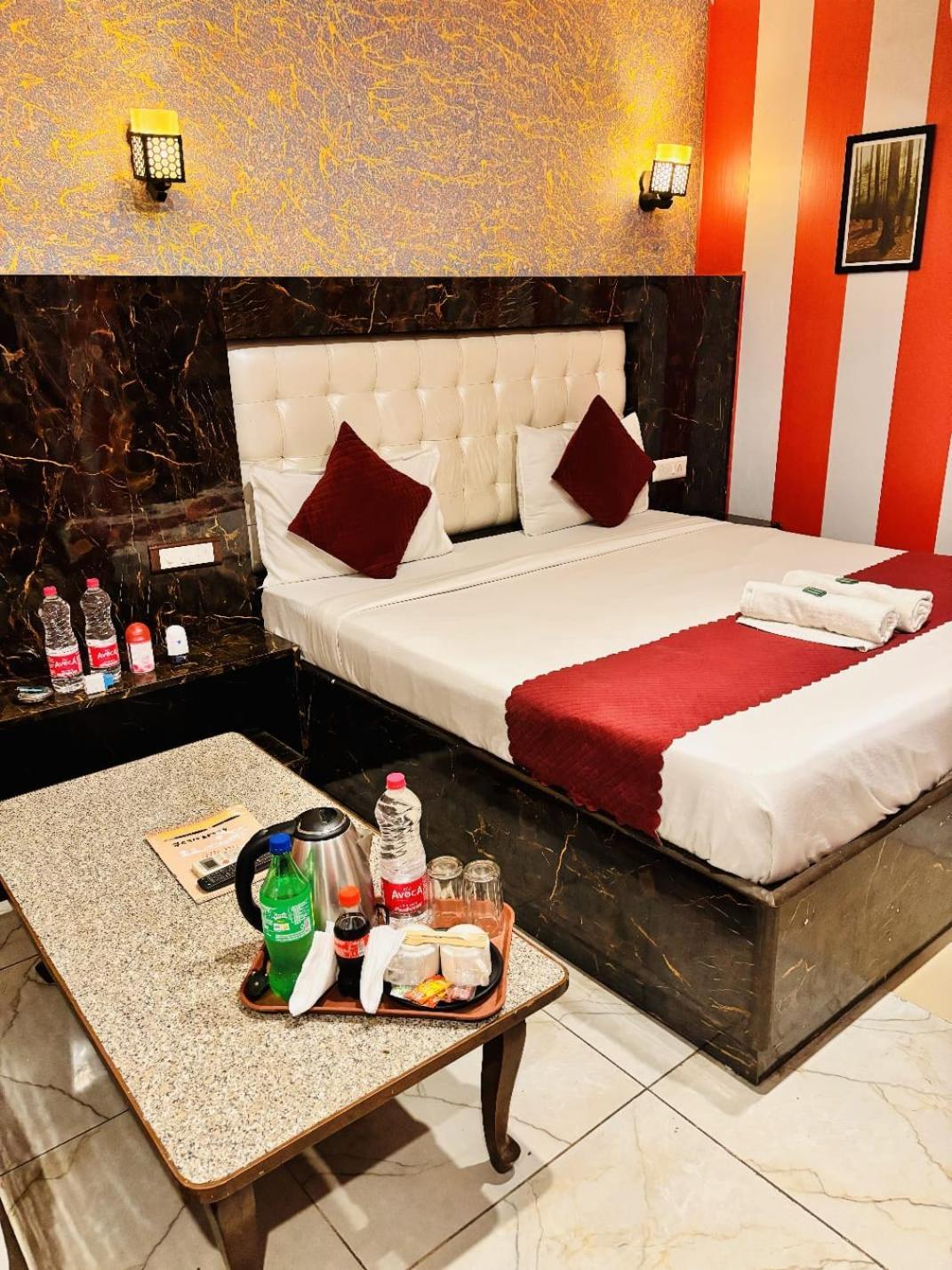 Coco Aeroporto Free Airport Drop New Delhi