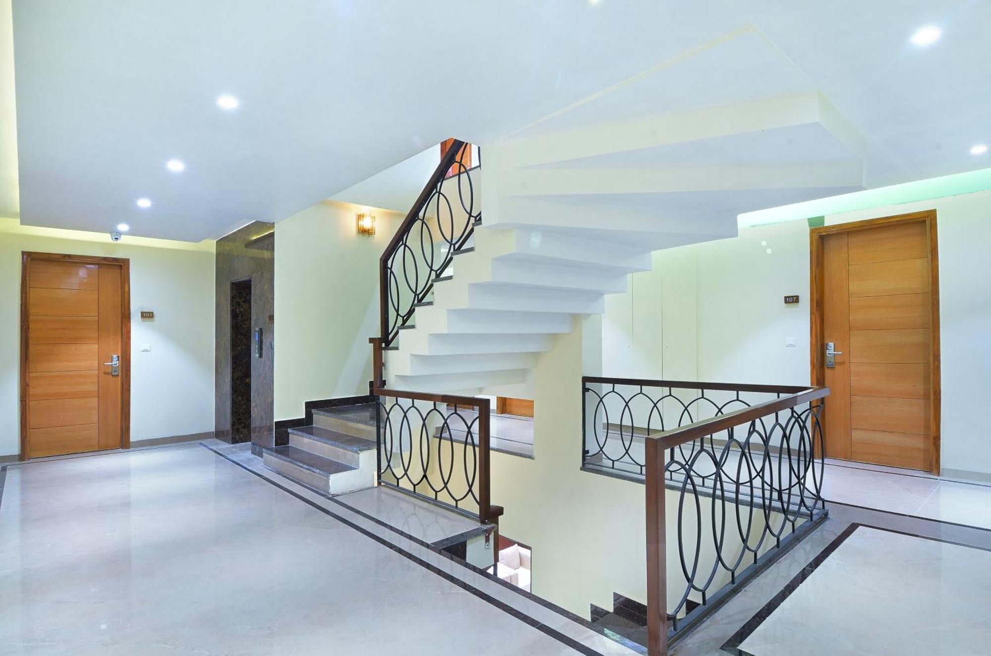 Hotel Shandon-2 Mins From Connaught Place 4*