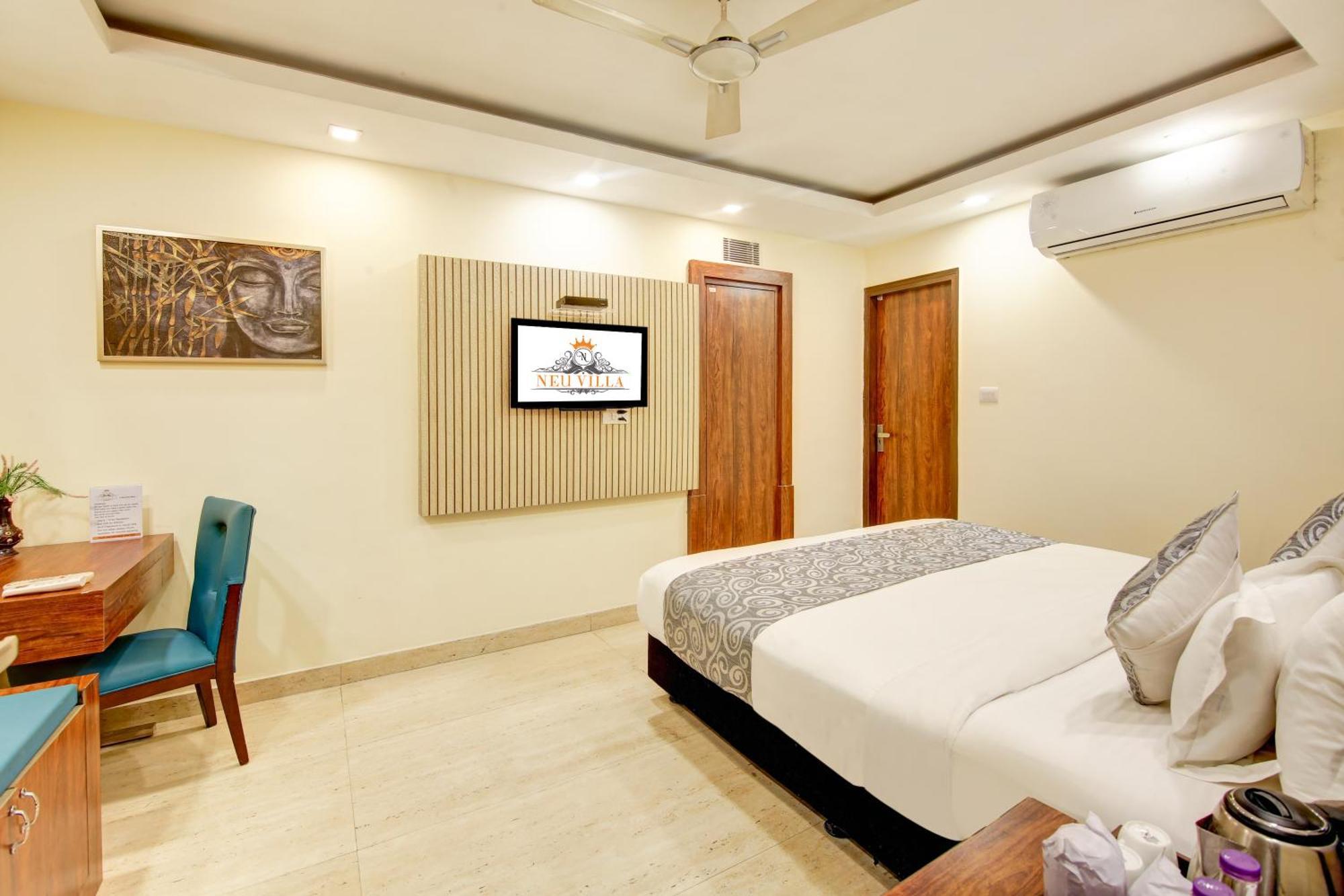 Neu - Near Connaught Place Hotel 4*