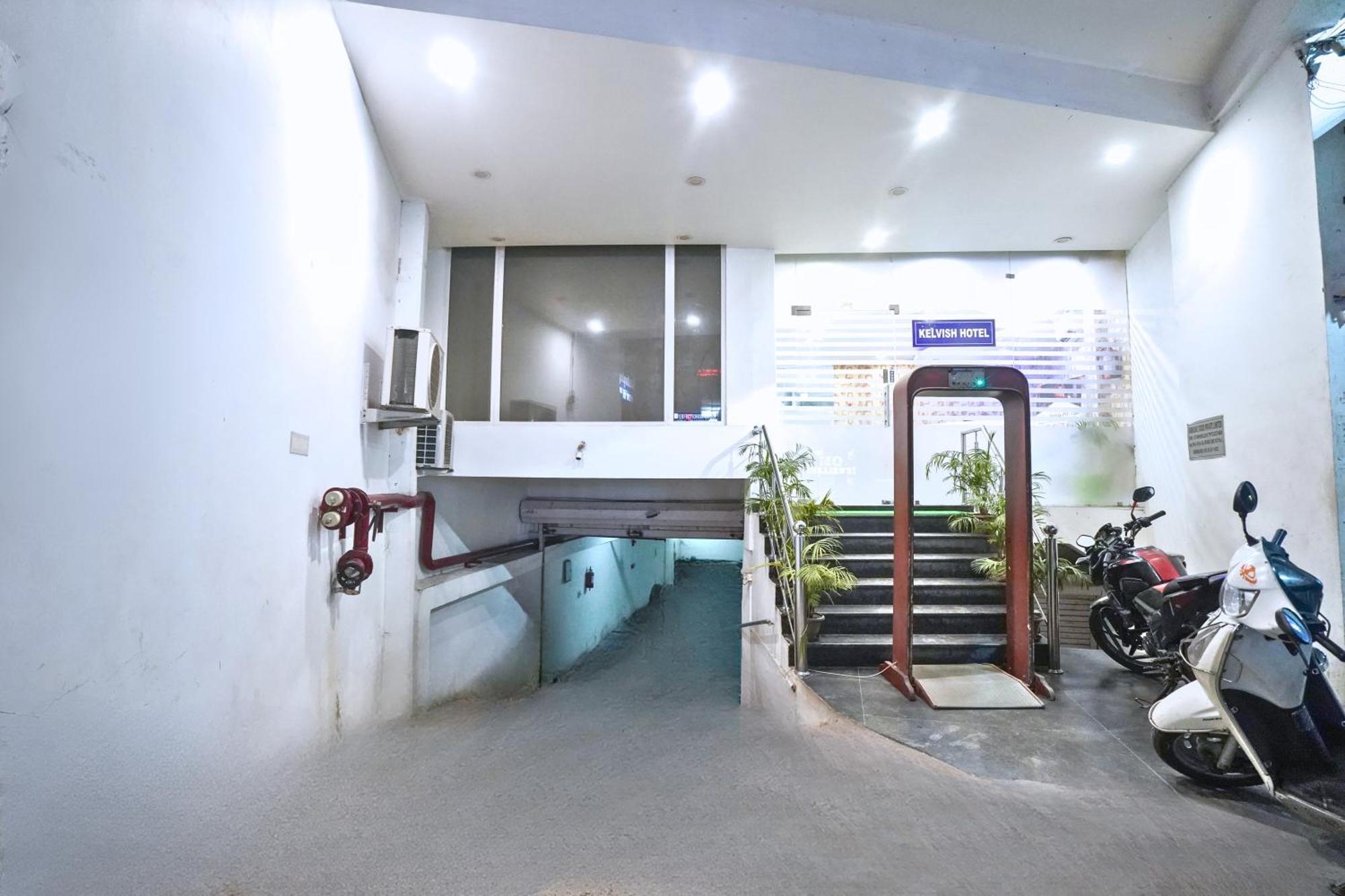 Hotel Kelvish Hotel-delhi Igi Airport 4*