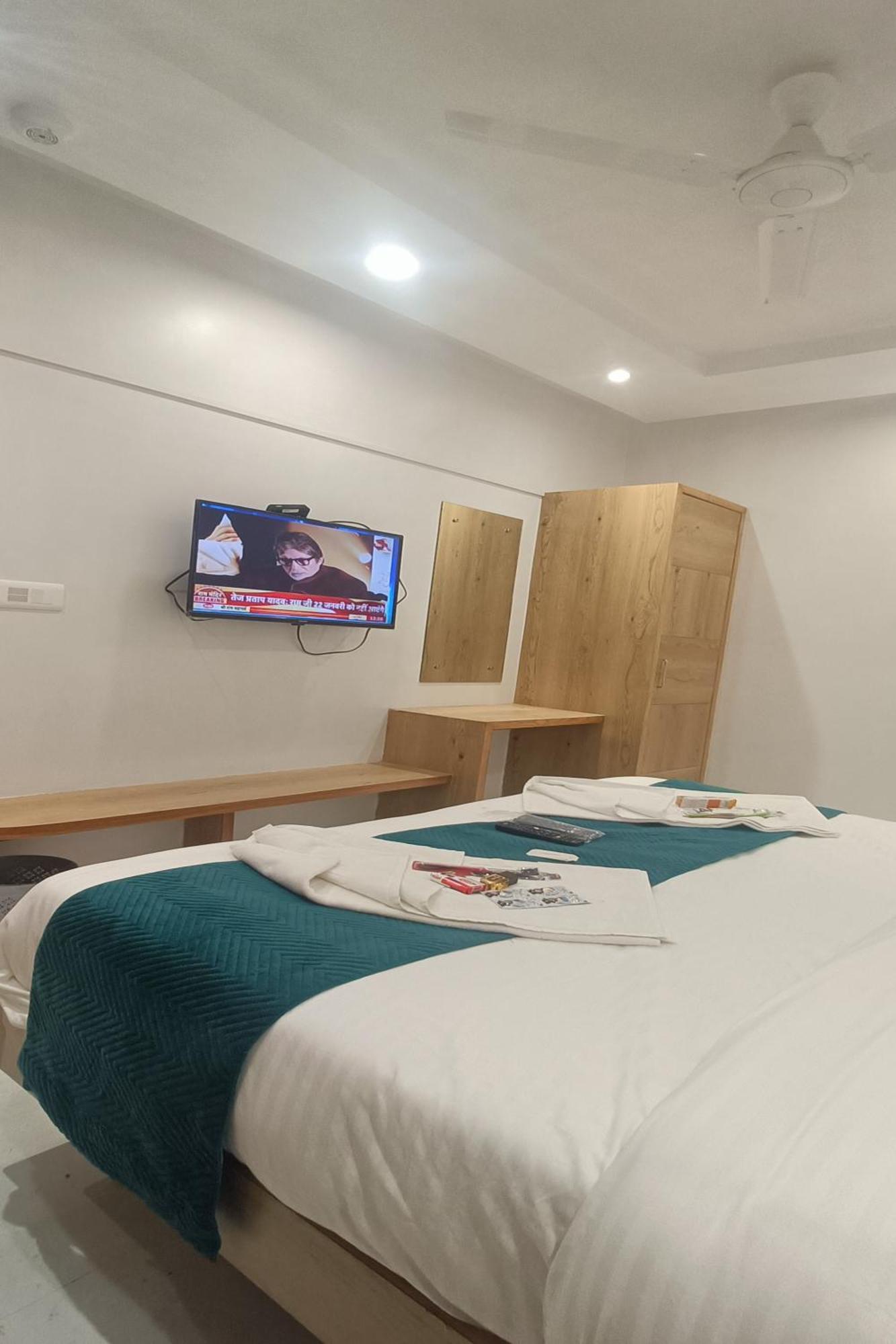 Shree Sai Dham Near Railway Station, Paharganj Apartment New Delhi