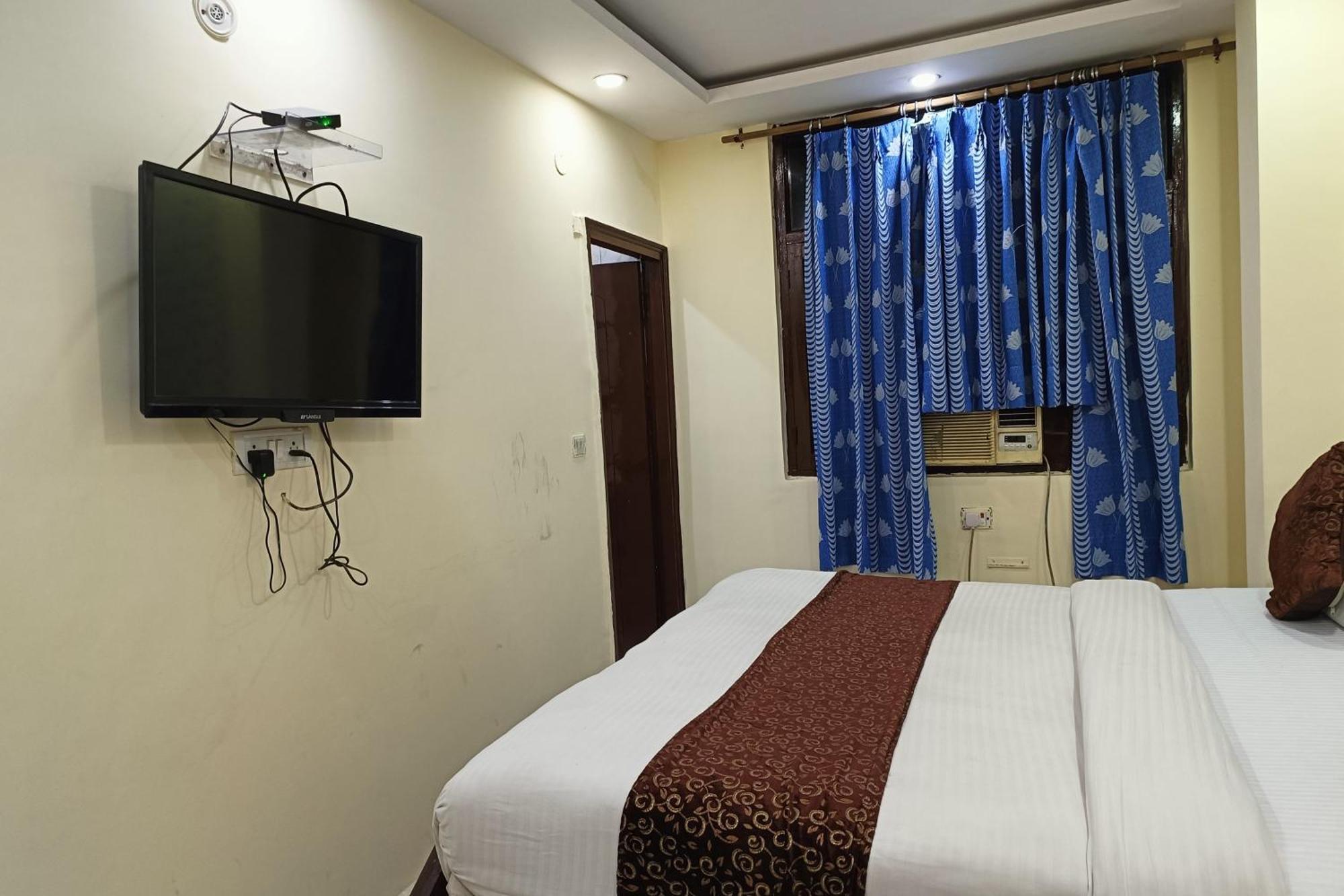 Shree Sai Dham Near Railway Station, Paharganj *
