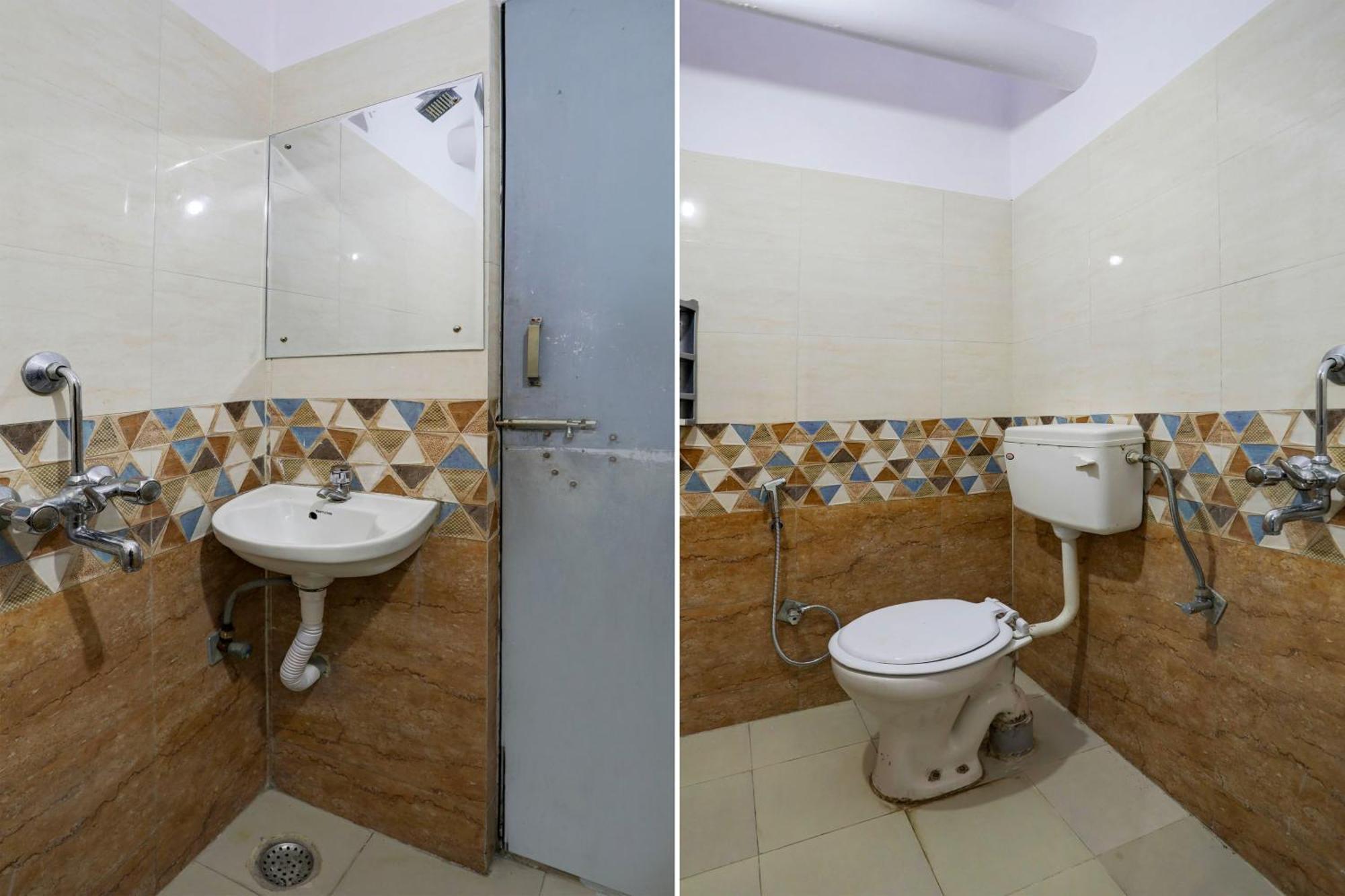 Super O Malviya Nagar 4* New Delhi