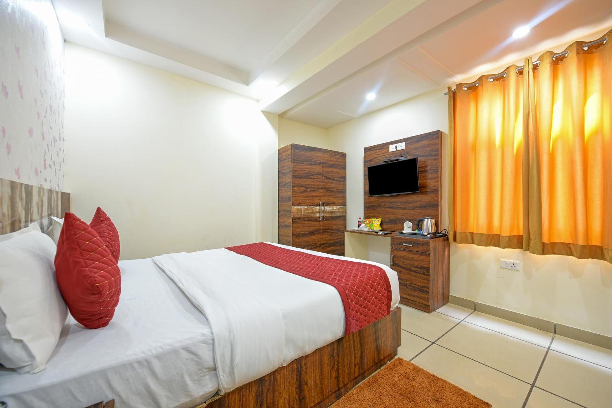Ambrosia By Igi Airport 4* New Delhi