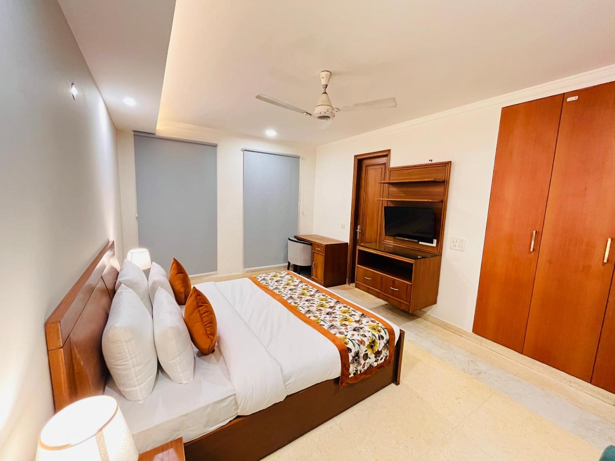 Hotel Green Park Haven Near Aiims Delhi Couple Friendly