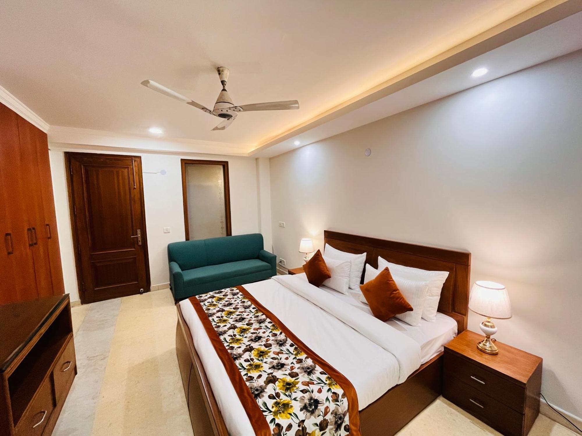 Green Park Haven Near Aiims Delhi Couple Friendly Hotel