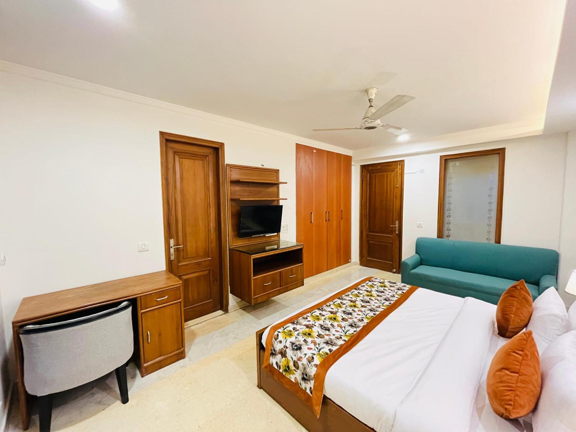 Green Park Haven Near Aiims Delhi Couple Friendly Hotel