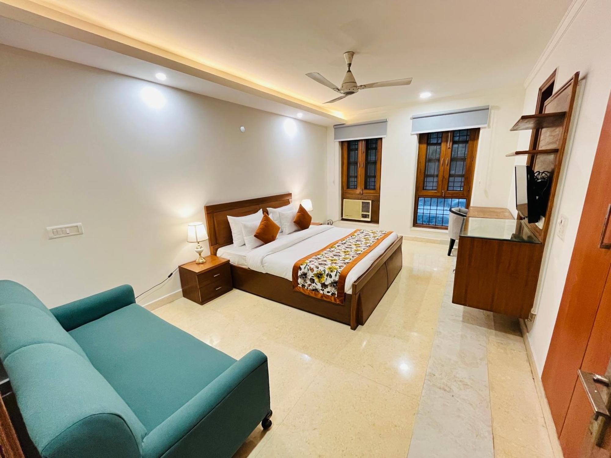 Green Park Haven Near Aiims Delhi Couple Friendly Hotel 3*