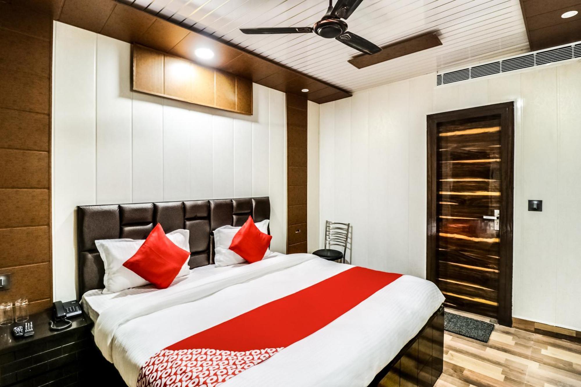 Hotel Jps Galaxy Near Pvr Vikaspuri