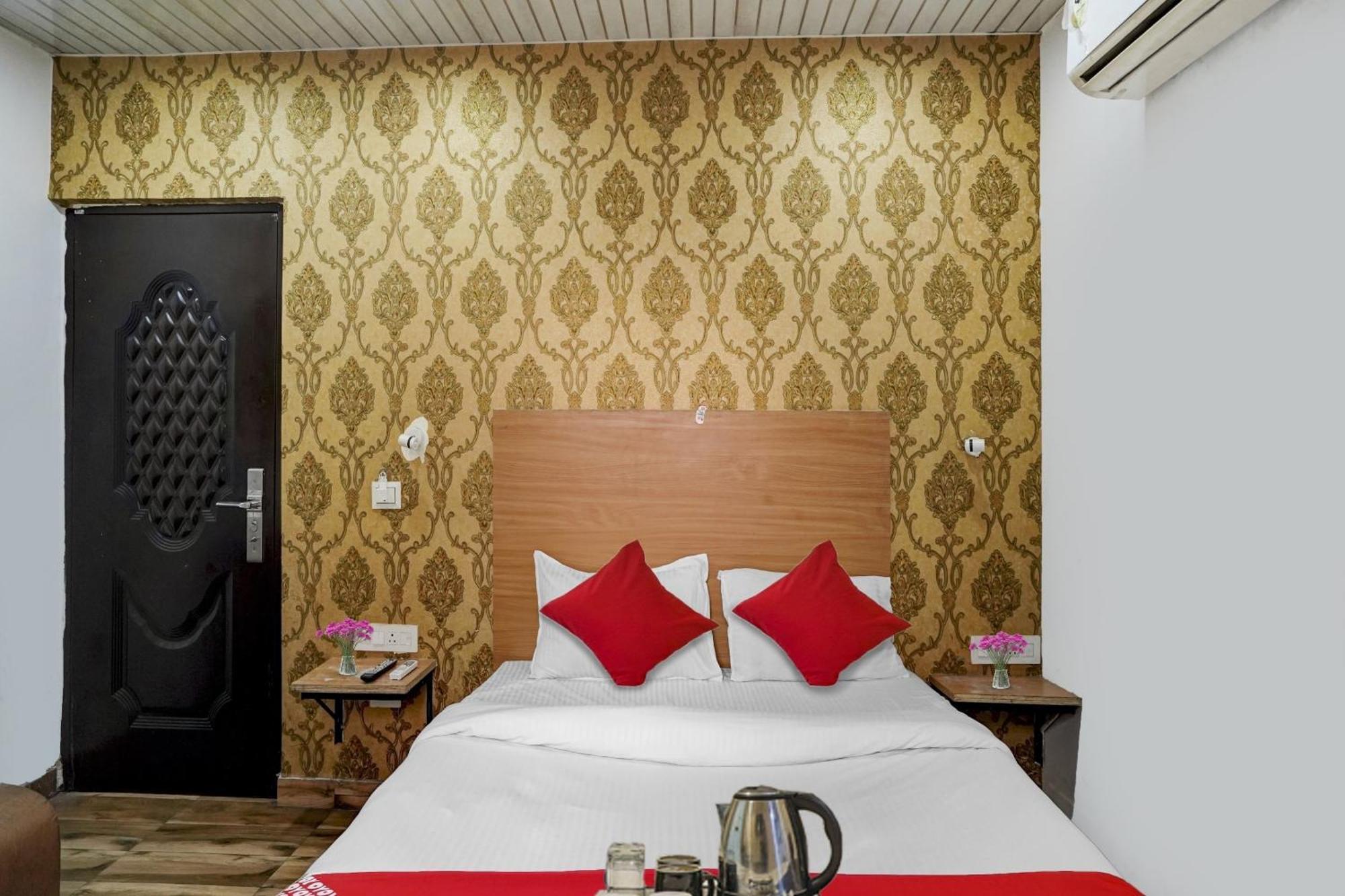 O R K Residency Near Jhilmil Metro Station 4*