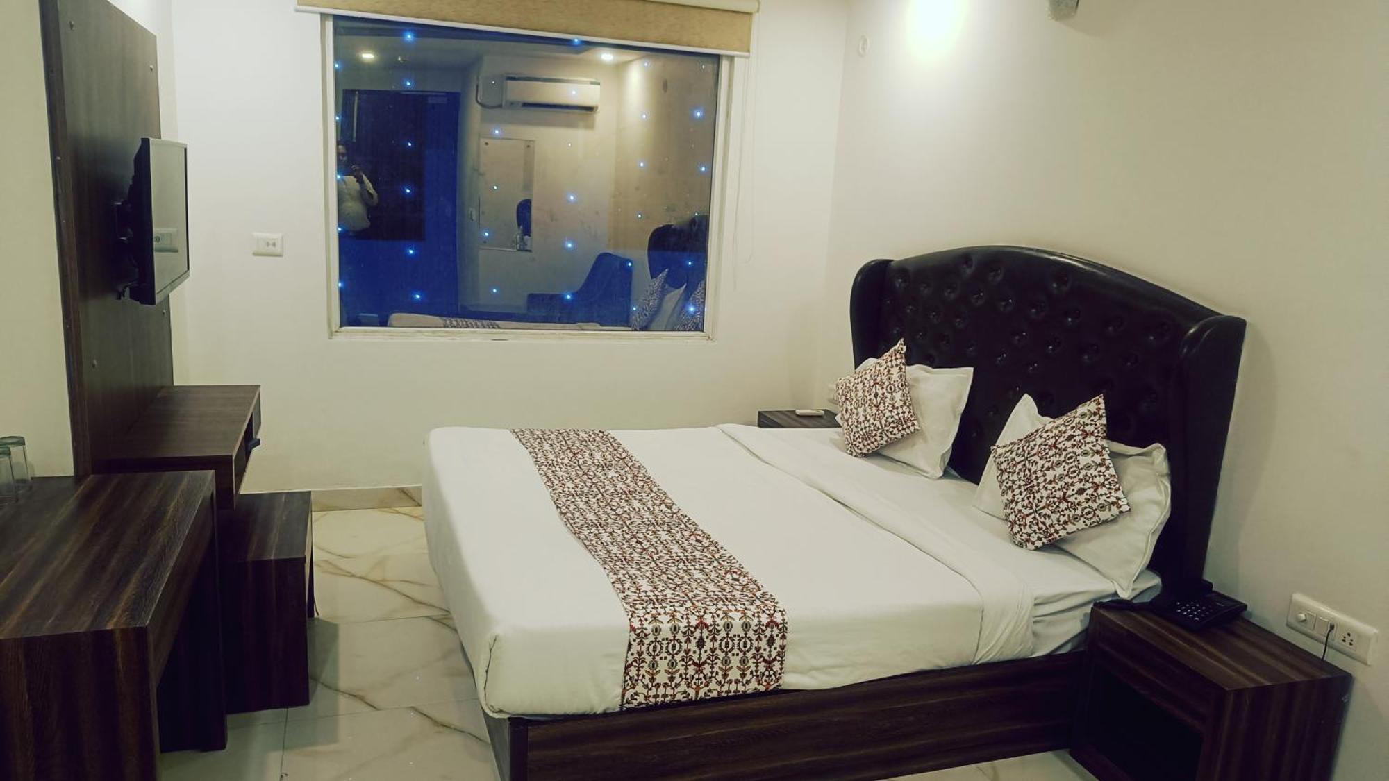 Mayda Residency By Mayda Hospitality Pvt. Ltd. Nova Deli