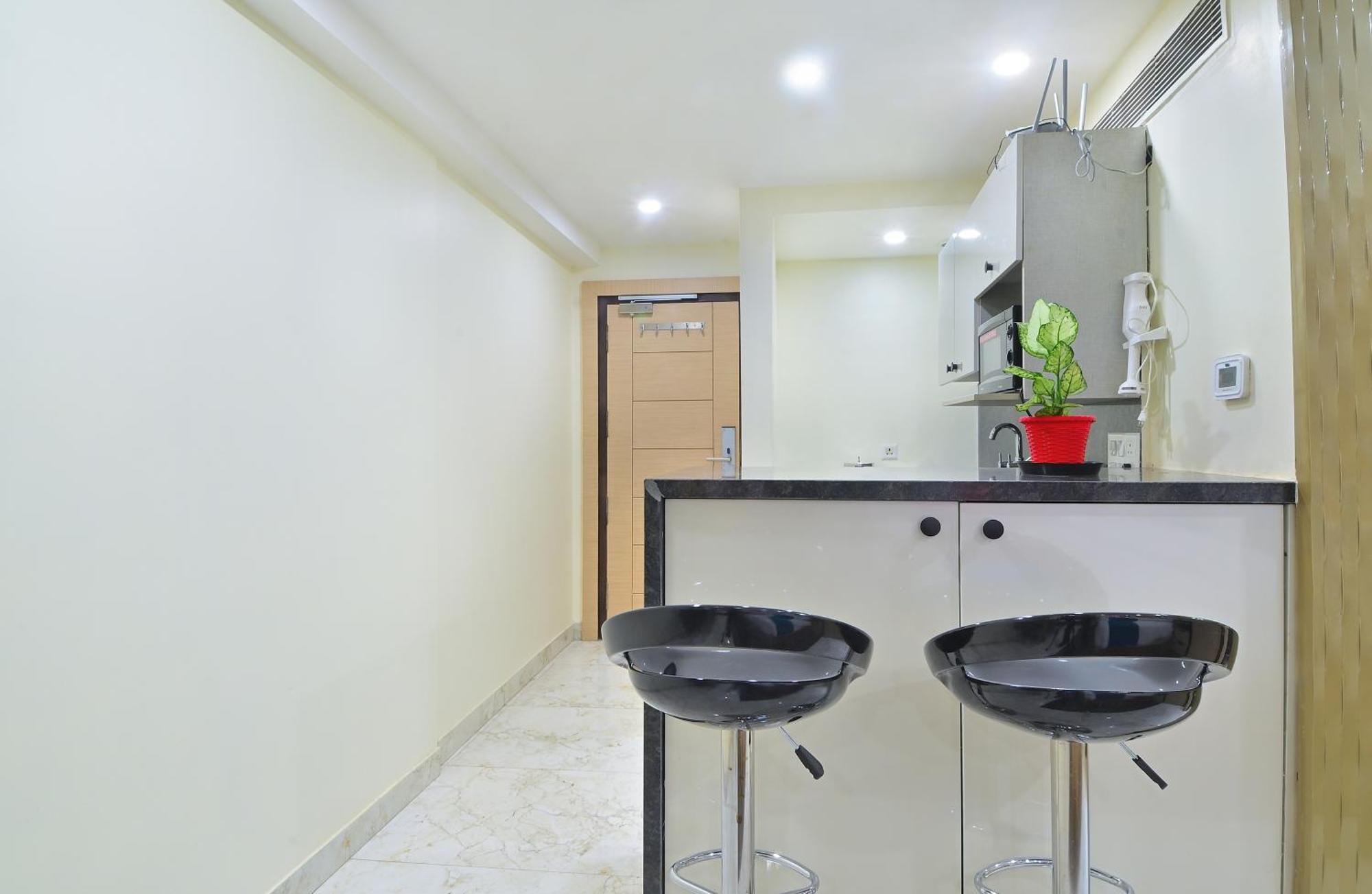 Hari Homes - Railway Station * Nova Deli