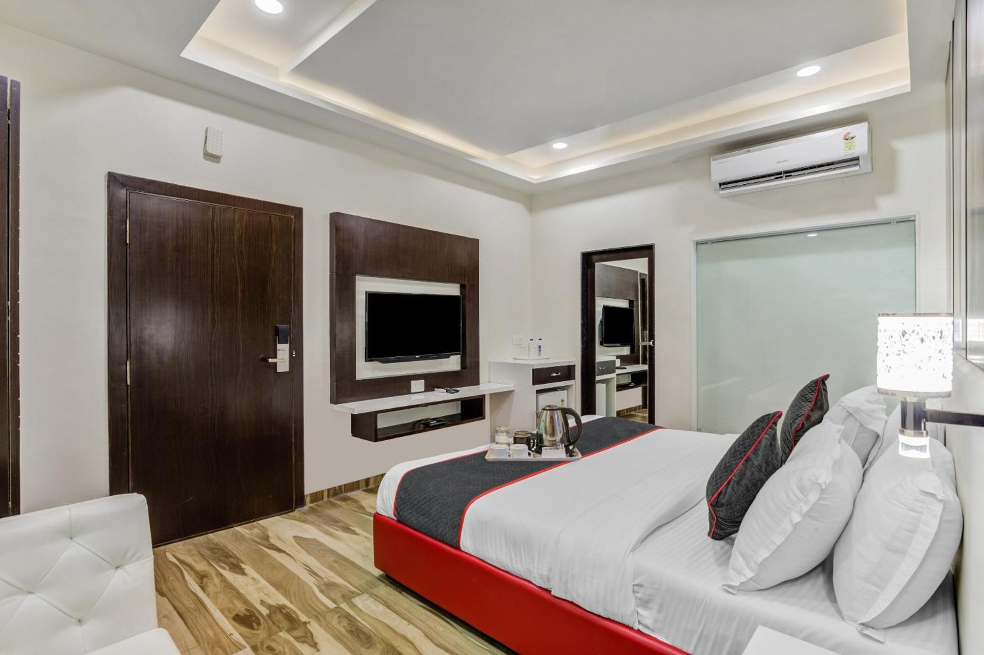 Calabash Luxury Near Airpot 4*