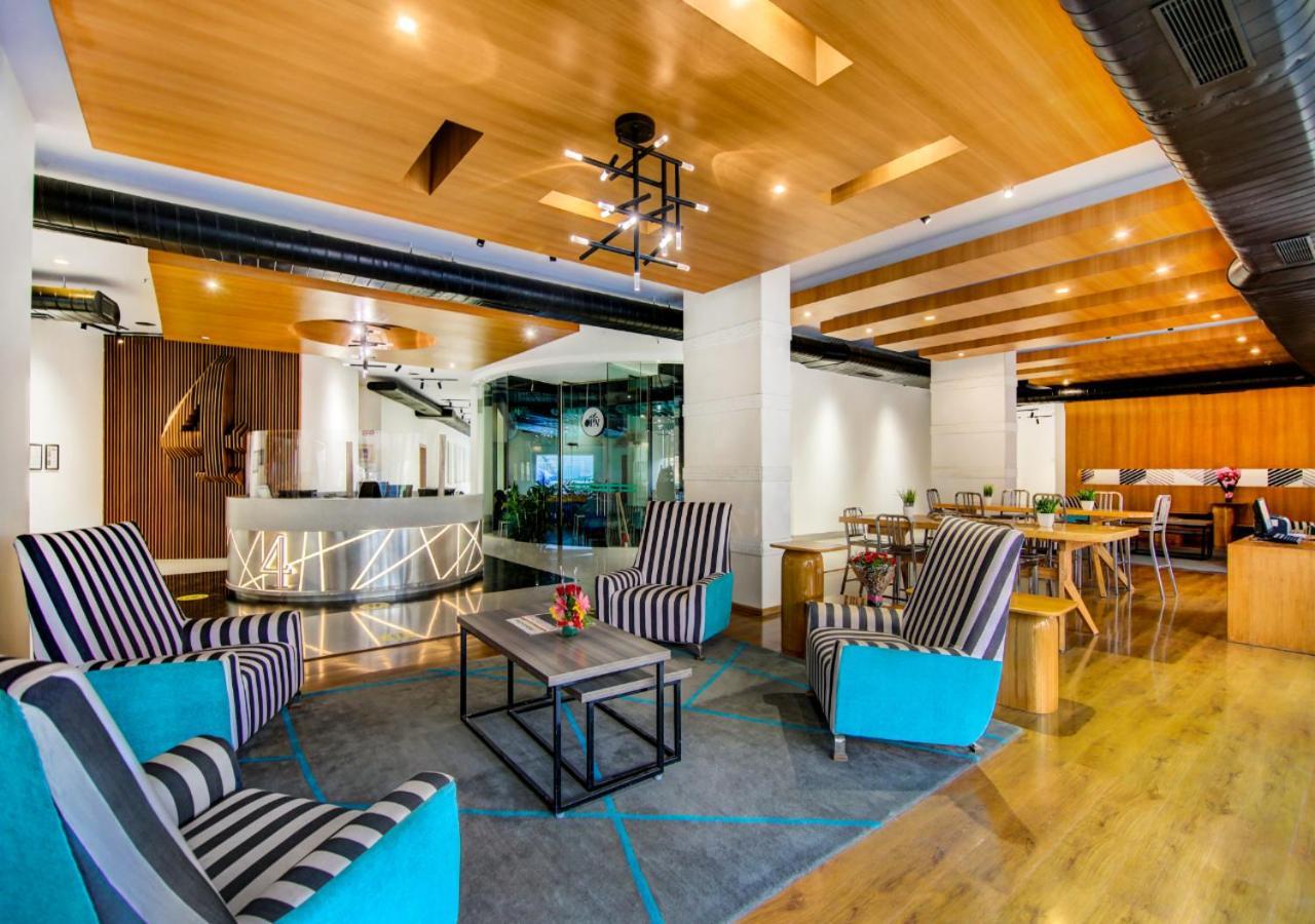 Calabash Luxury Near Airpot Nova Deli