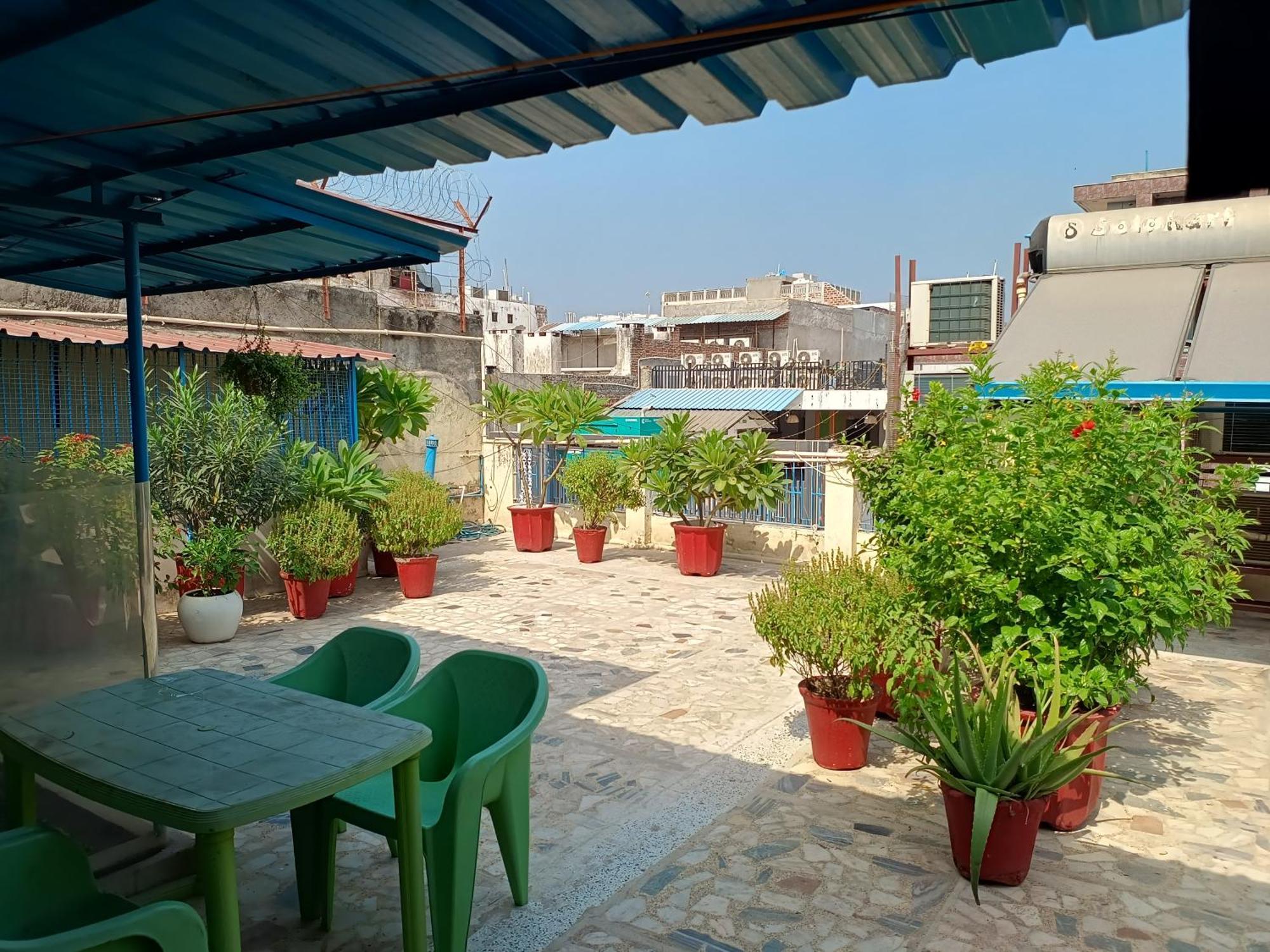 Majors Den Guest house 2*