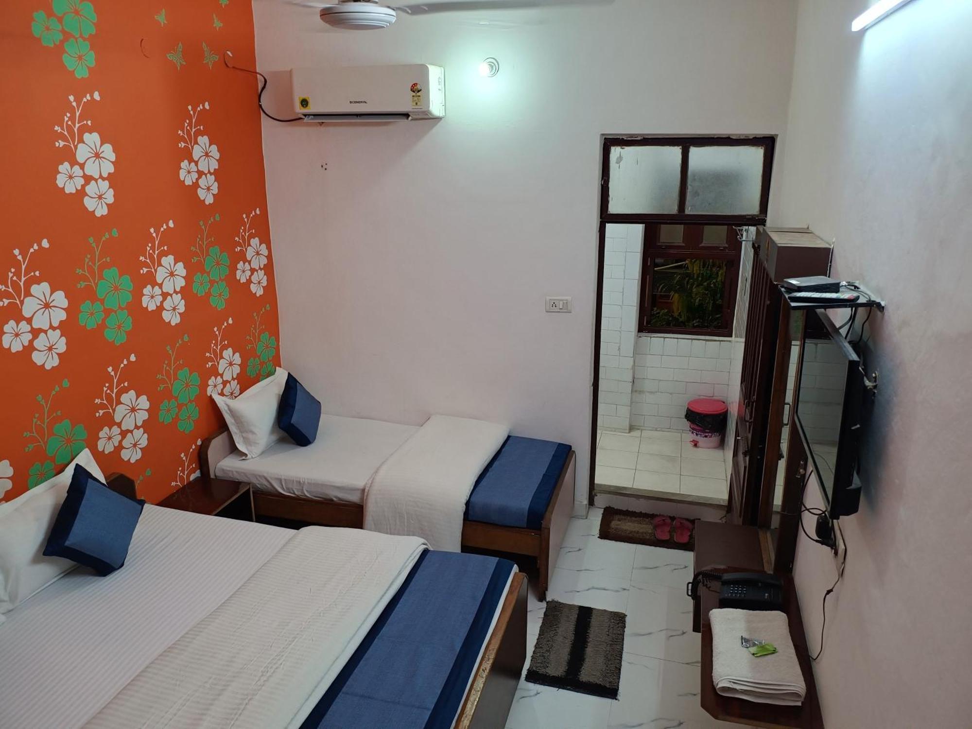 Majors Den Guest house