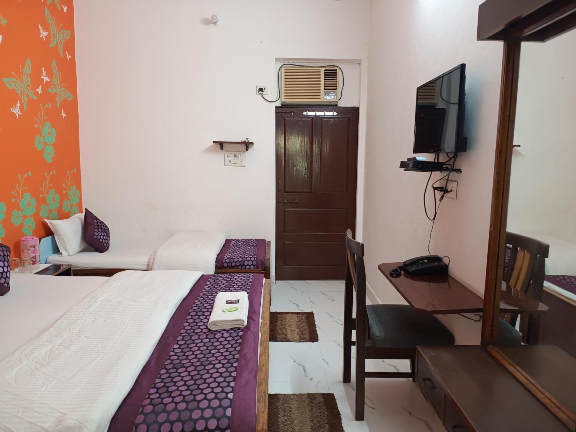 Guest house Majors Den