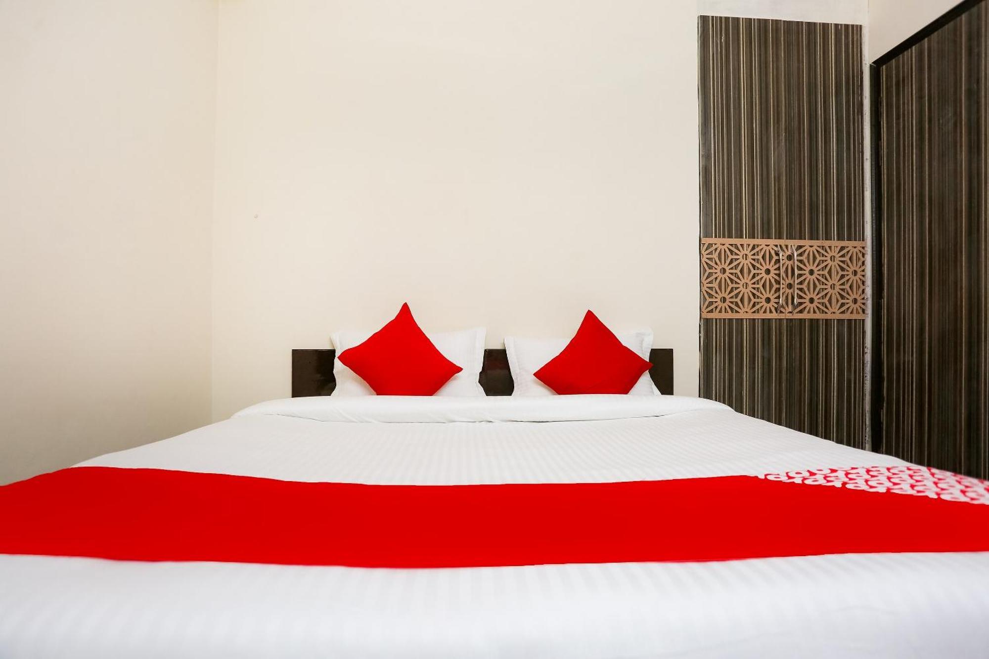 Hotel O Royal Galaxy