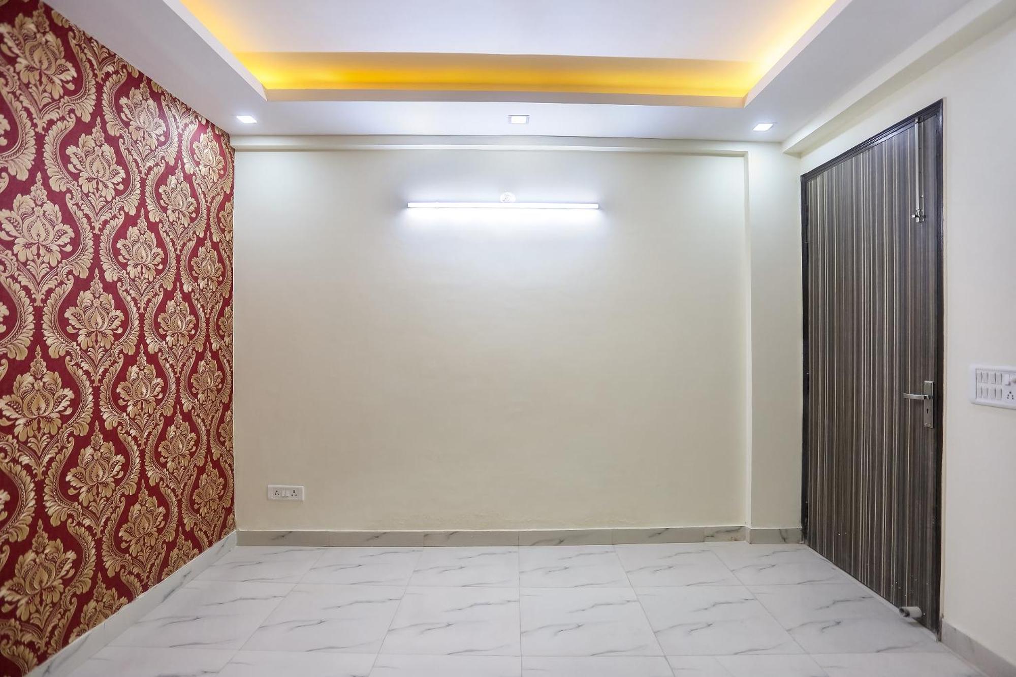 O Royal Galaxy Hotel 3*