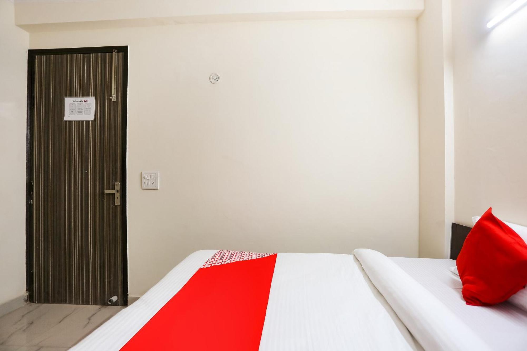 O Royal Galaxy Hotel New Delhi