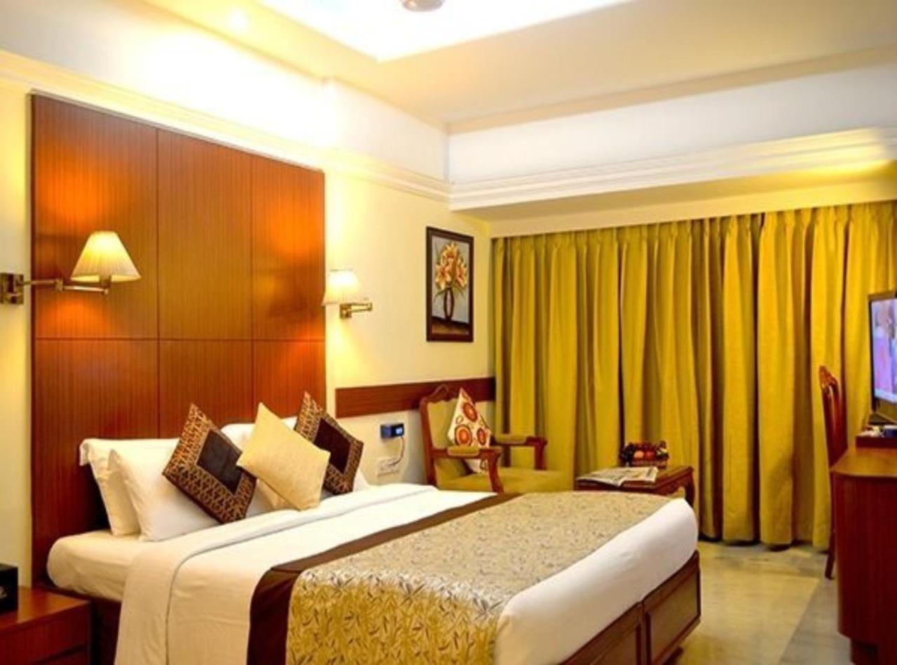 Hotel Airport De Rosewood Near Delhi Airport 4*