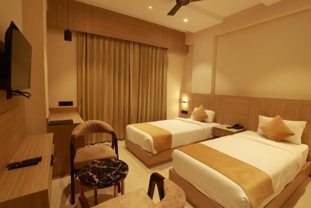 Aero Suits Hotel New Delhi
