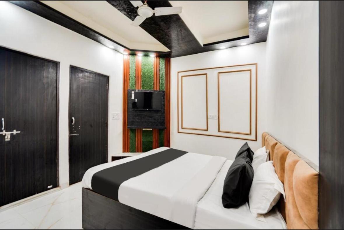 Hauz Khas Guest house
