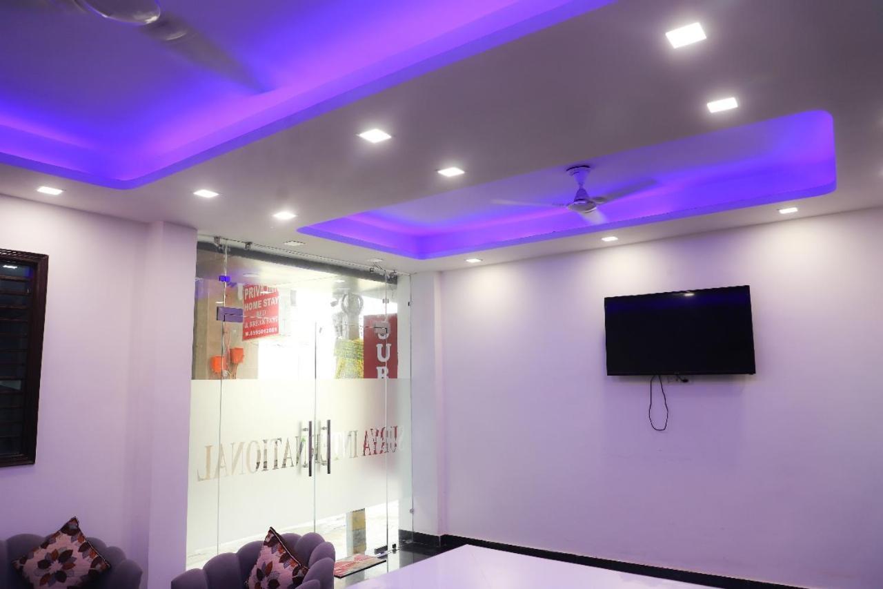 Surya International 3*