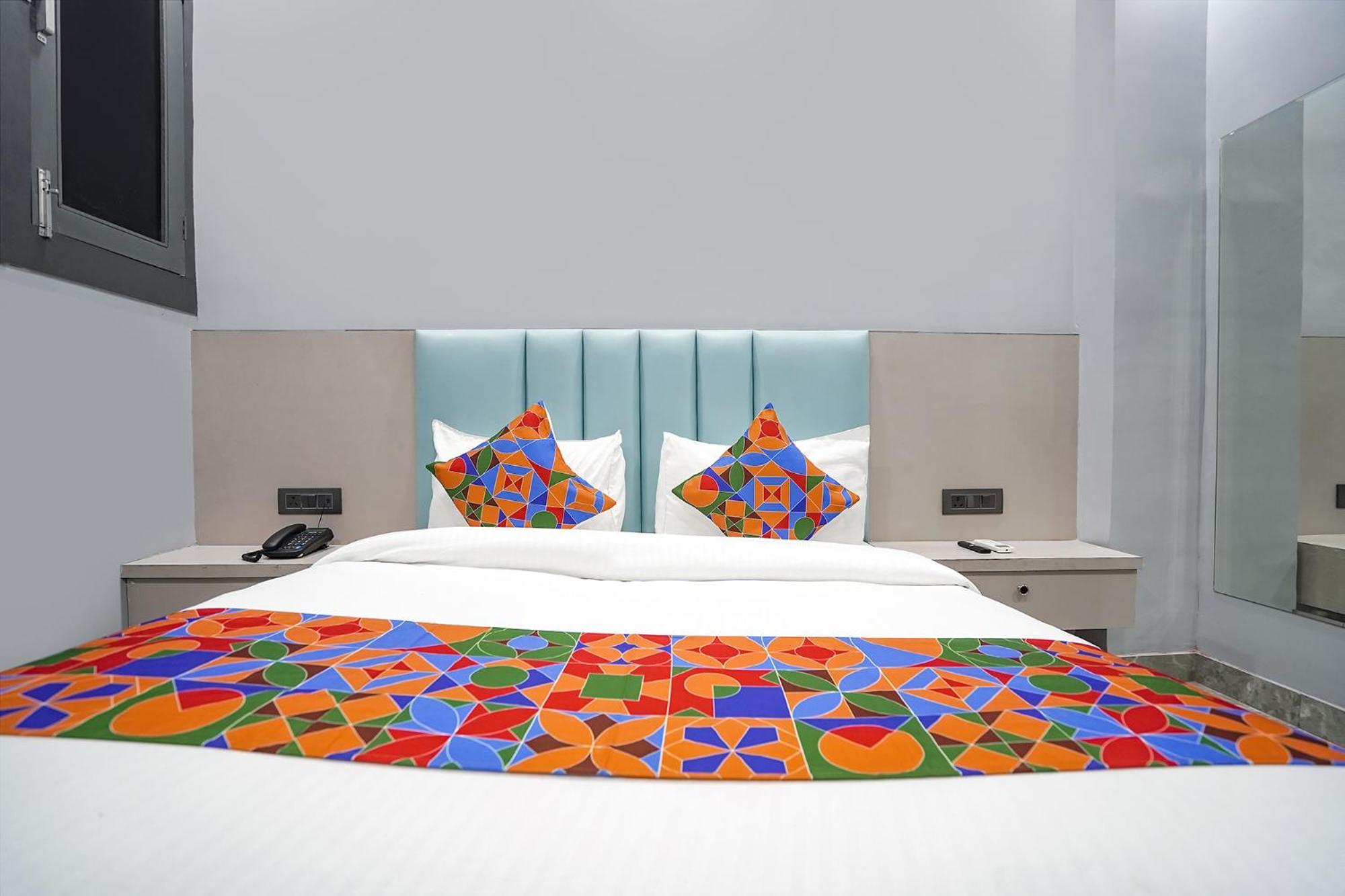 Fabhotel The Royal - Nr Guru Govind Singh University 3* New Delhi