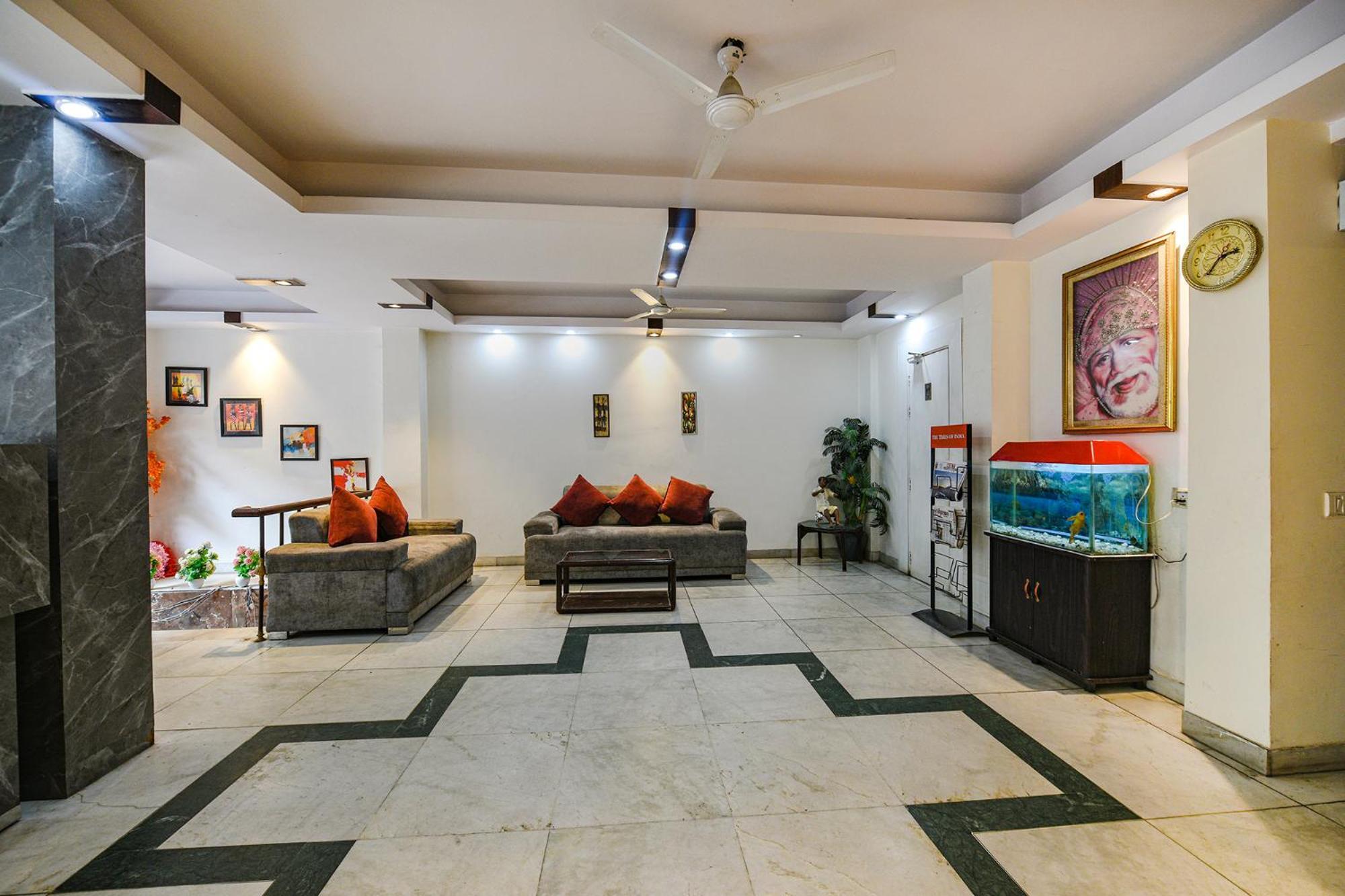 Fabhotel Swiss International Patel Nagar Hotel 3*