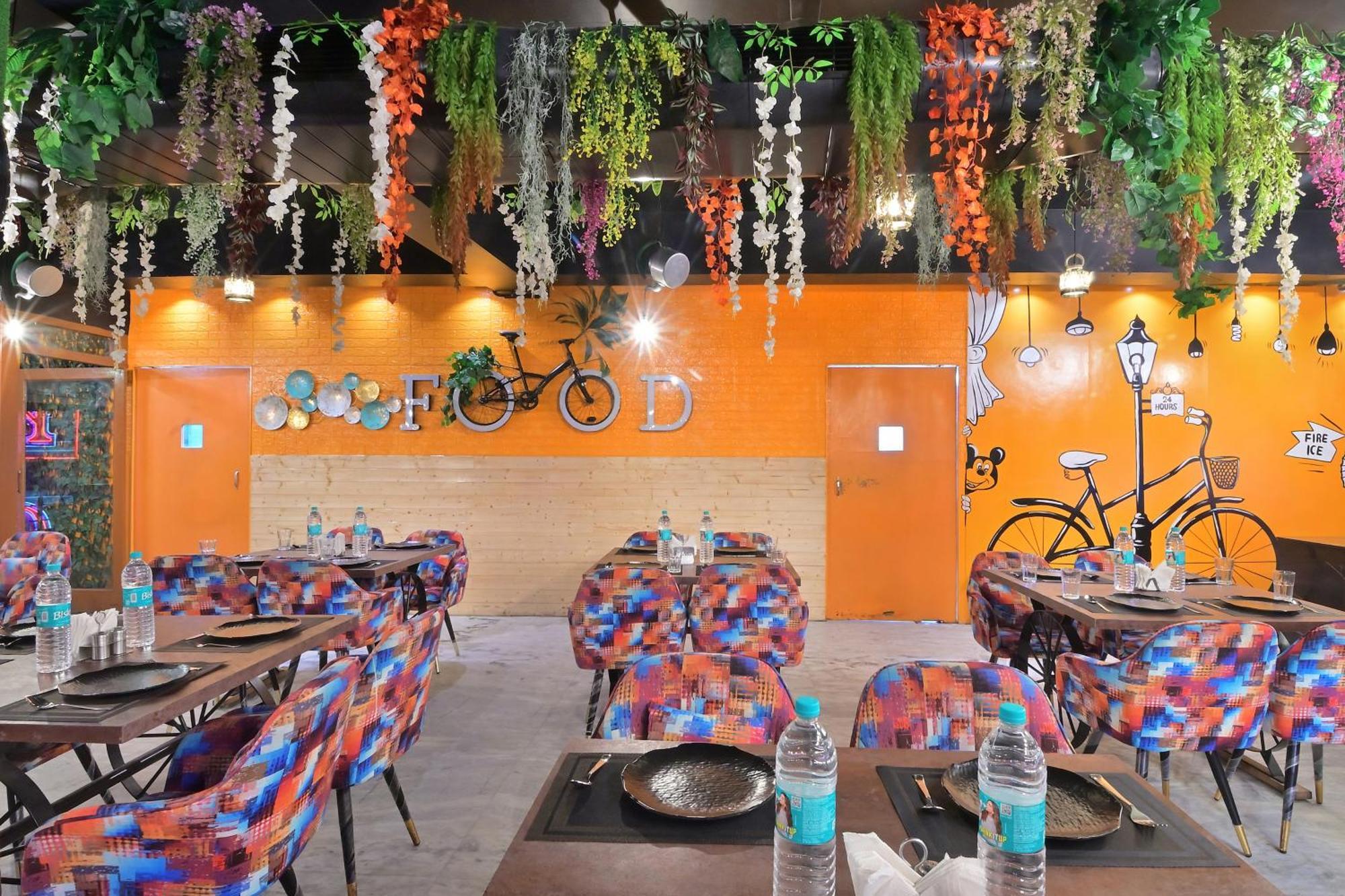 Hotel Hari Piorko Grand - 2 Min From New Railway Station Delhi (National Capital Territory of India)