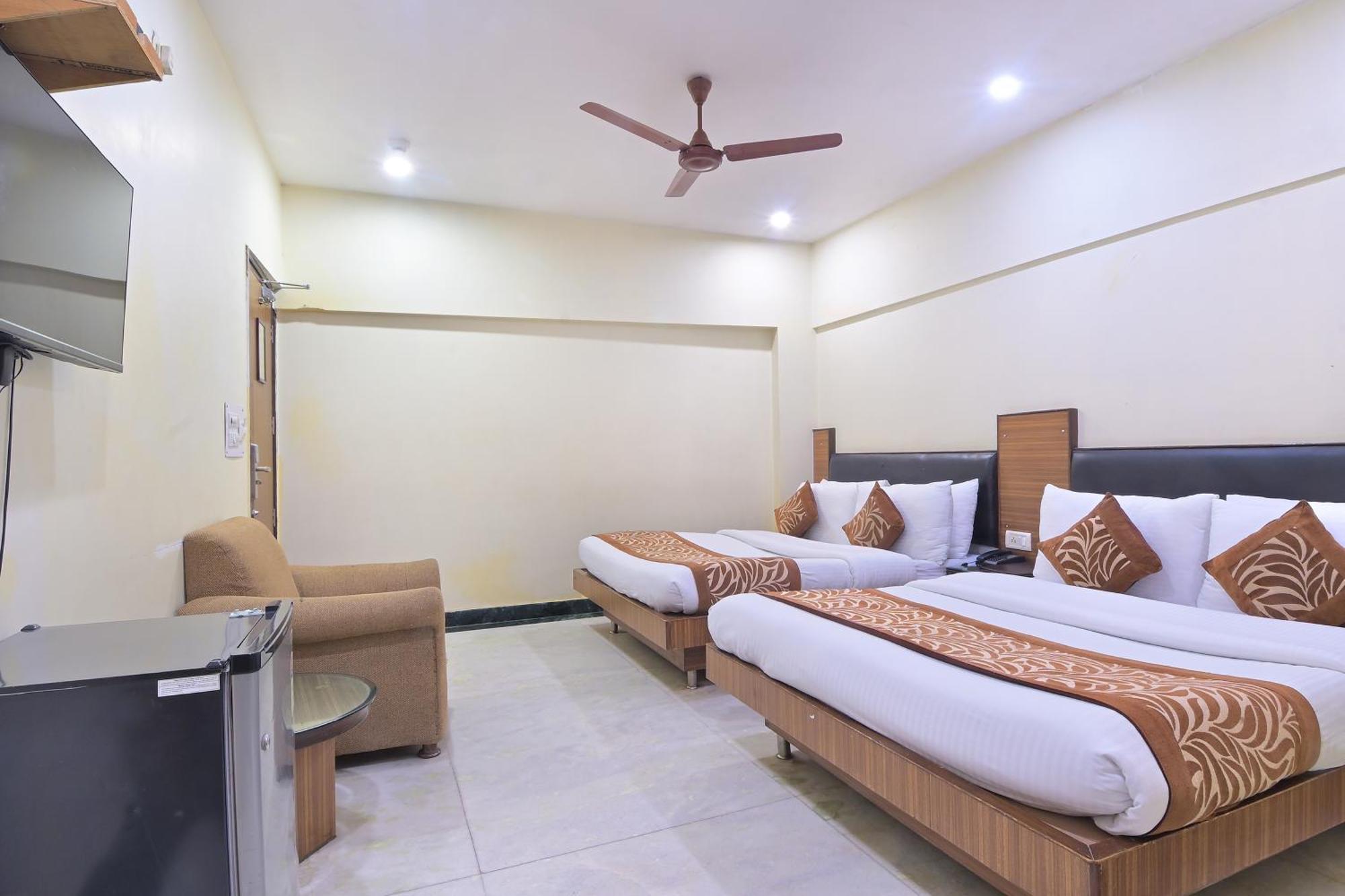 Hari Piorko Grand - 2 Min From New Railway Station Delhi (National Capital Territory of India)